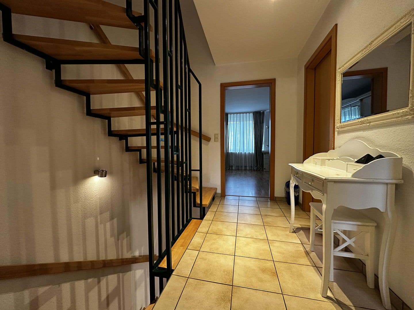 house to rent, 145 m², Franz-Raveaux-Straße 32, Köln, North Rhine-Westphalia house to rent, 145 m², Franz-Raveaux-Straße 32, Köln, North Rhine-Westphalia