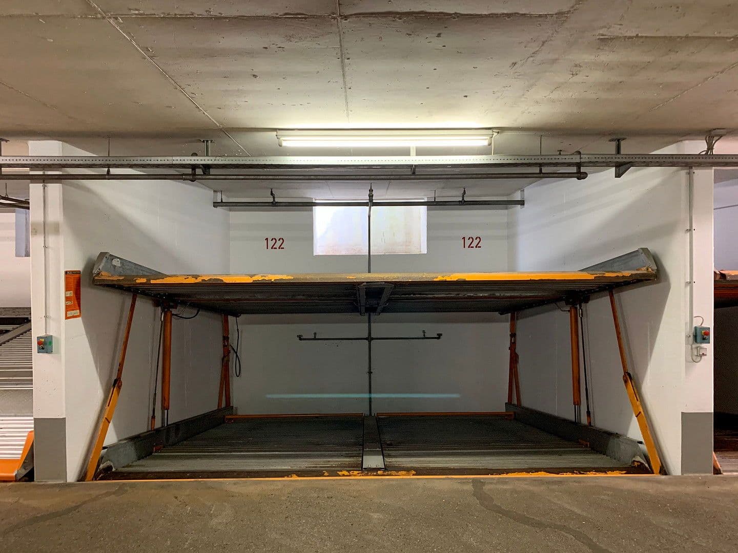 garage for sale, 0 m², Fürstenrieder Str. 281, München, Bavaria garage for sale, 0 m², Fürstenrieder Str. 281, München, Bavaria