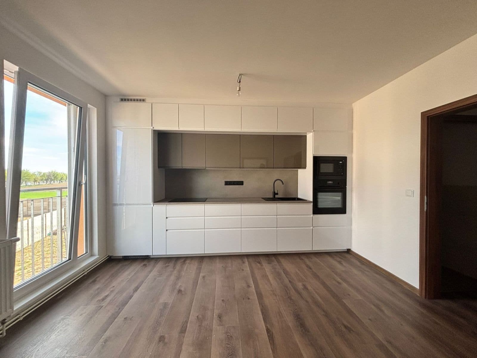 1 bedroom with open-plan kitchen flat to rent, 40 m², Vestecká, Nehvizdy, Středočeský Region 1 bedroom with open-plan kitchen flat to rent, 40 m², Vestecká, Nehvizdy, Středočeský Region