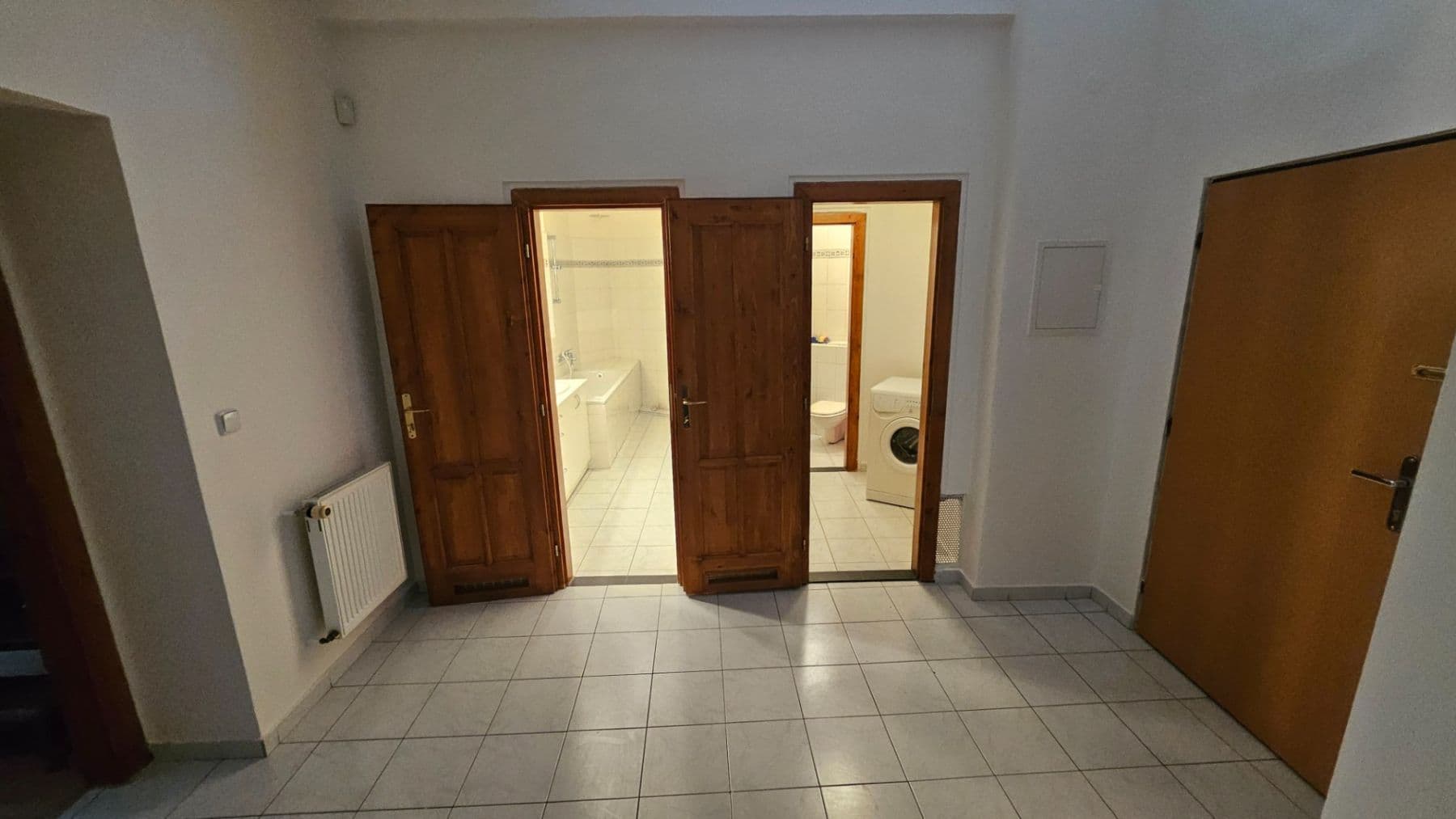 4 bedroom flat to rent, 180 m², Škroupovo náměstí, Prague, Prague 4 bedroom flat to rent, 180 m², Škroupovo náměstí, Prague, Prague