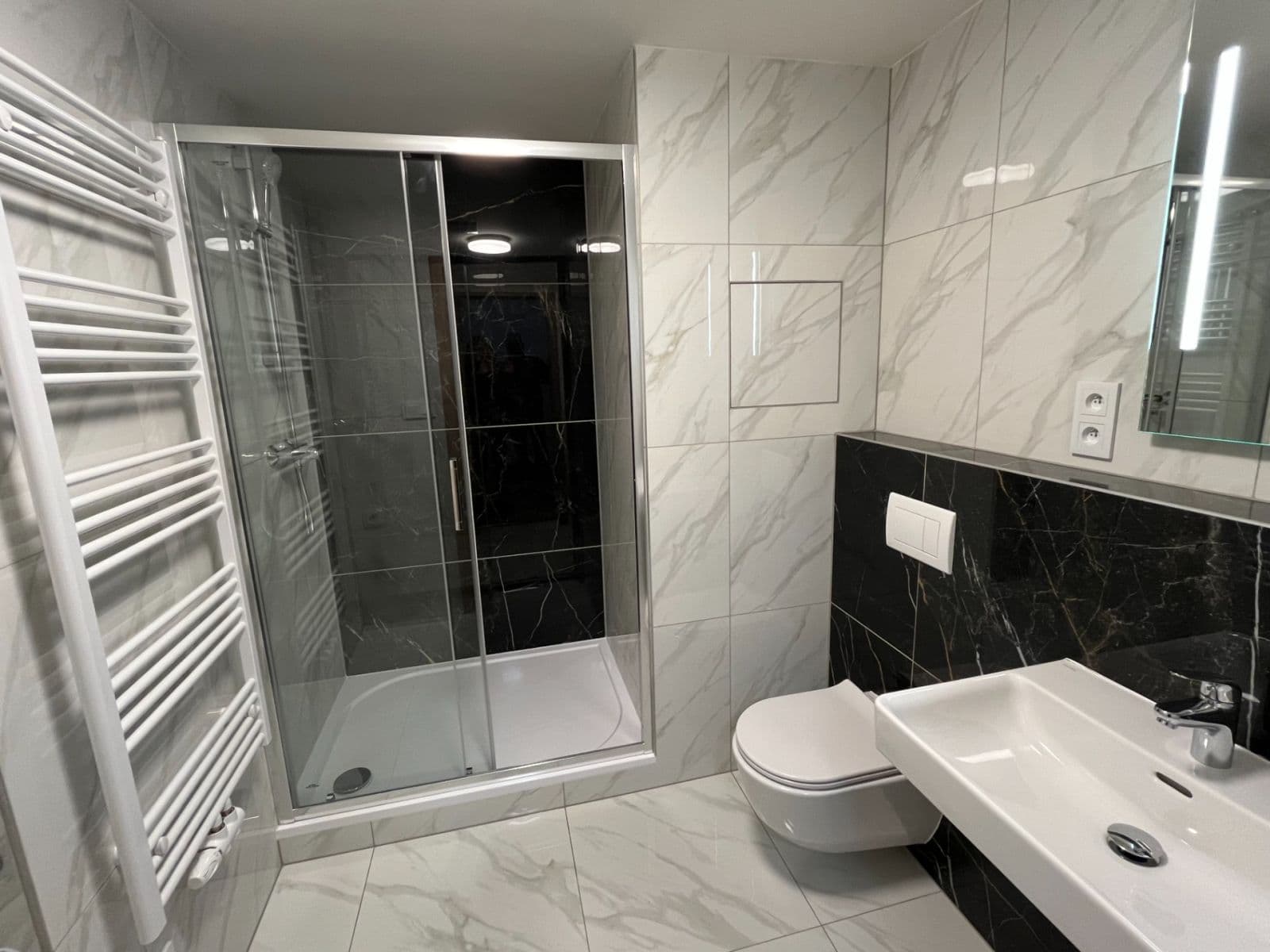 1 bedroom with open-plan kitchen flat to rent, 42 m², Fabiánové, Prague, Prague 1 bedroom with open-plan kitchen flat to rent, 42 m², Fabiánové, Prague, Prague