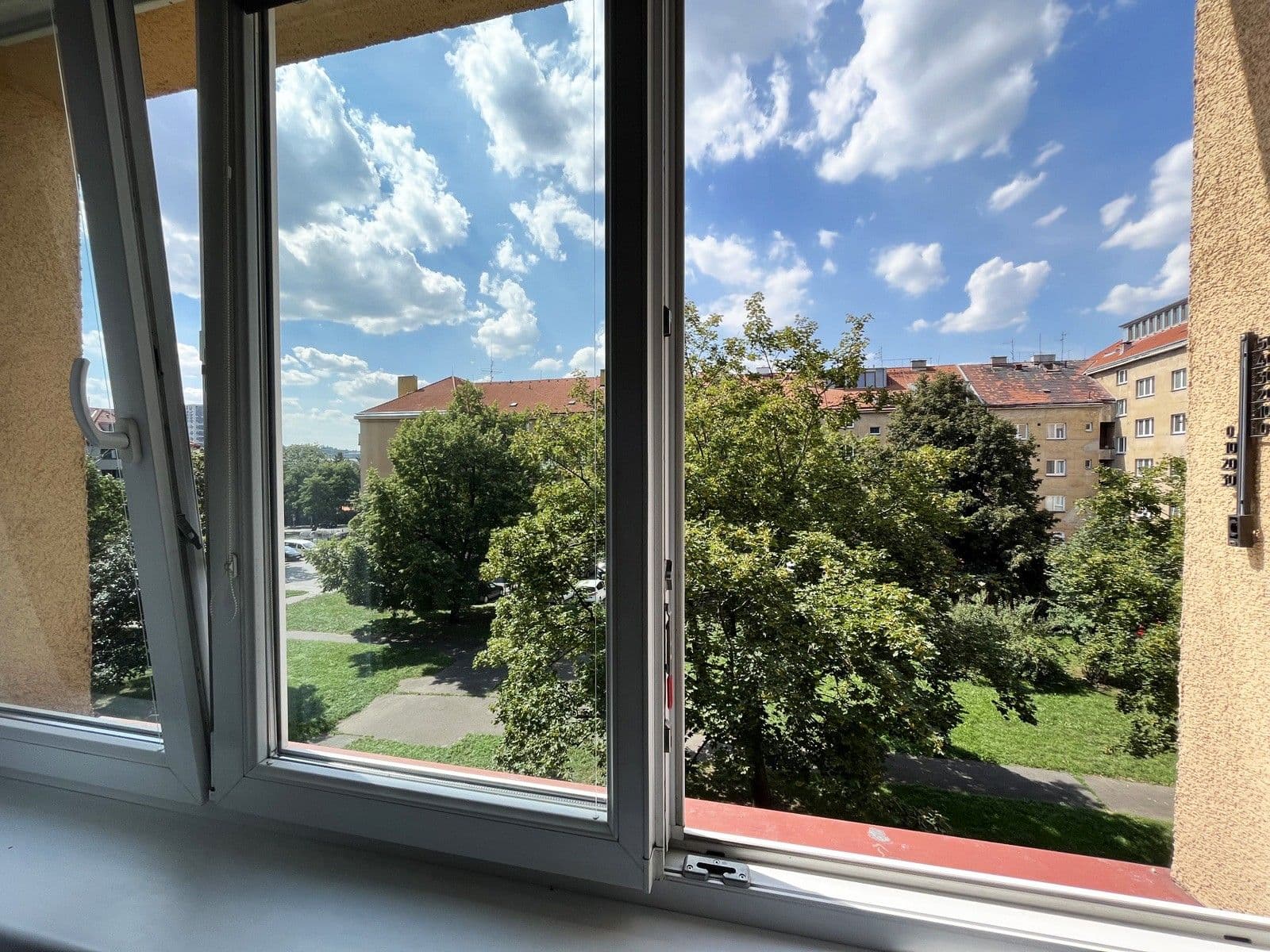 1 bedroom with open-plan kitchen flat to rent, 36 m², Pod Strojírnami, Prague, Prague 1 bedroom with open-plan kitchen flat to rent, 36 m², Pod Strojírnami, Prague, Prague