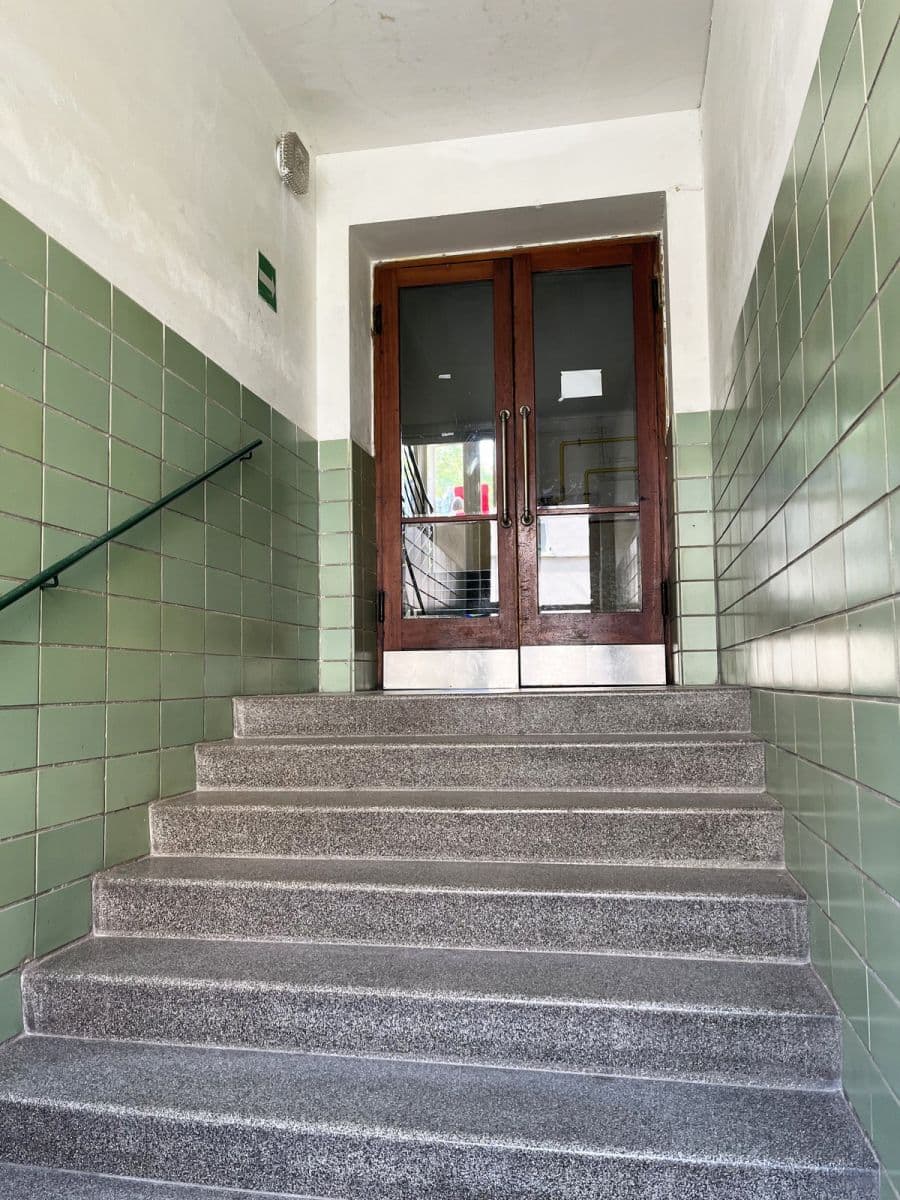 1 bedroom with open-plan kitchen flat to rent, 36 m², Pod Strojírnami, Prague, Prague 1 bedroom with open-plan kitchen flat to rent, 36 m², Pod Strojírnami, Prague, Prague