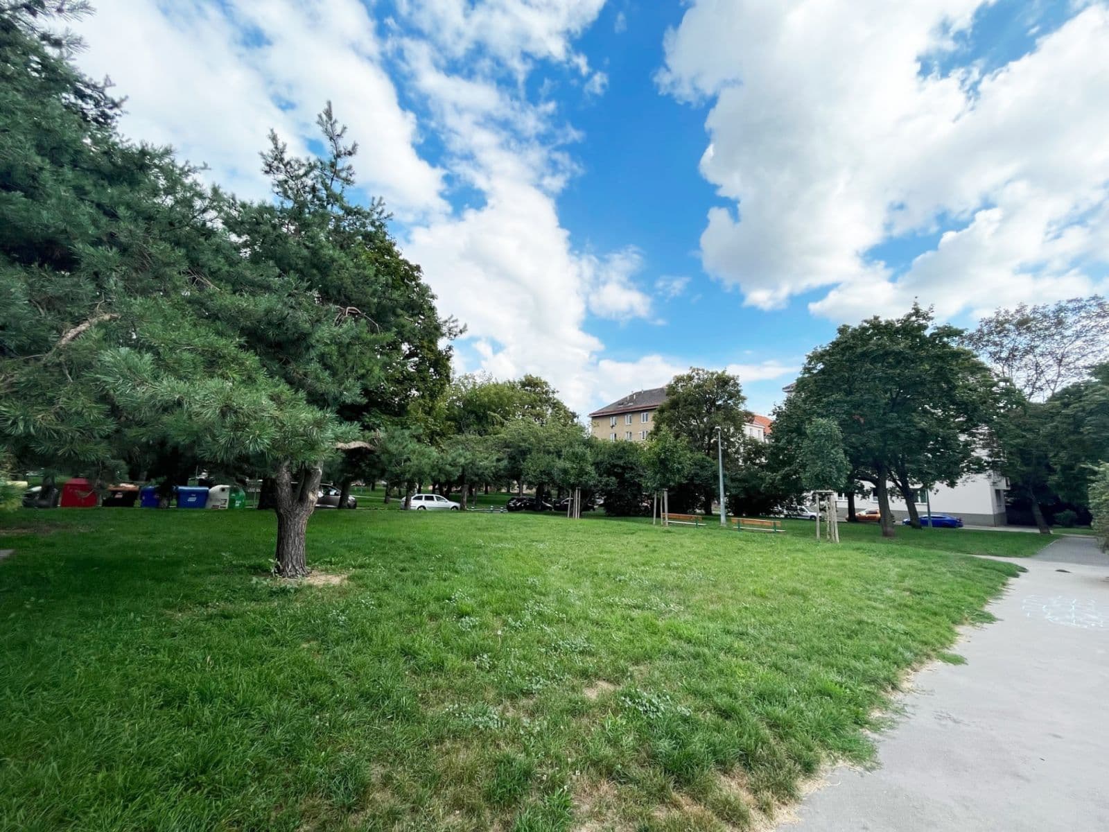 1 bedroom with open-plan kitchen flat to rent, 36 m², Pod Strojírnami, Prague, Prague 1 bedroom with open-plan kitchen flat to rent, 36 m², Pod Strojírnami, Prague, Prague