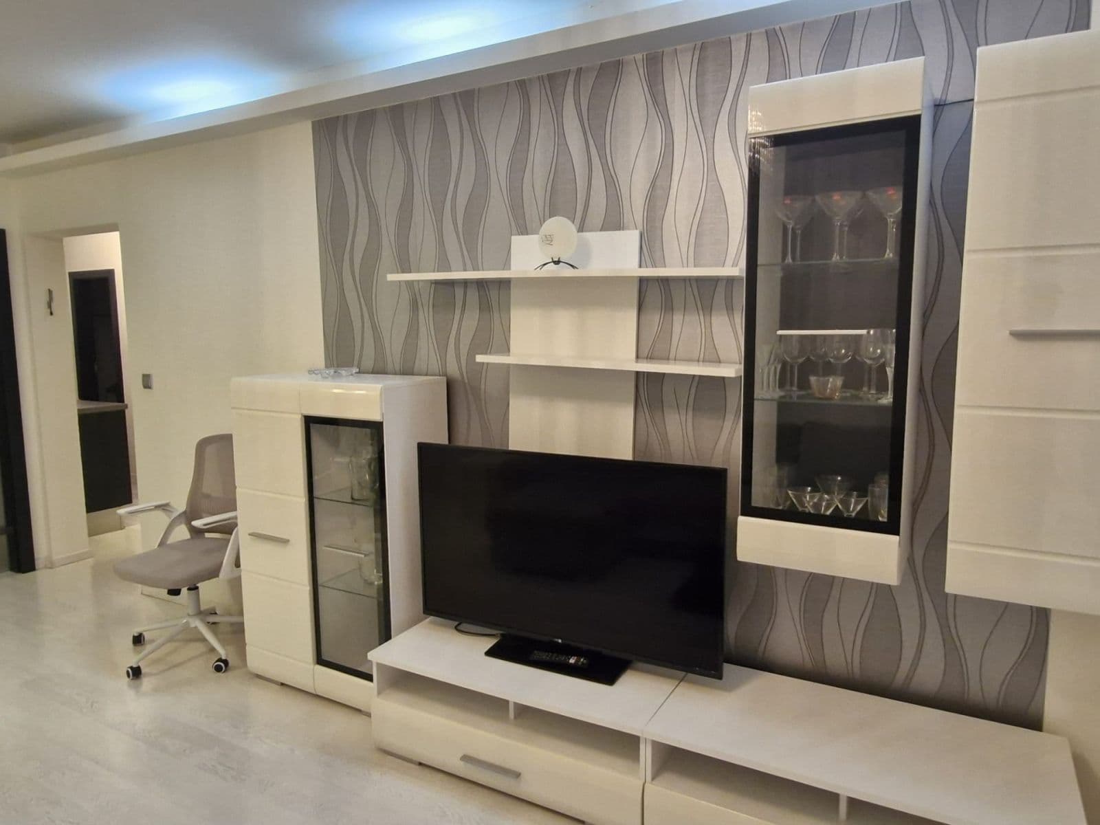 1 bedroom with open-plan kitchen flat to rent, 54 m², Antala Staška, Prague, Prague 1 bedroom with open-plan kitchen flat to rent, 54 m², Antala Staška, Prague, Prague