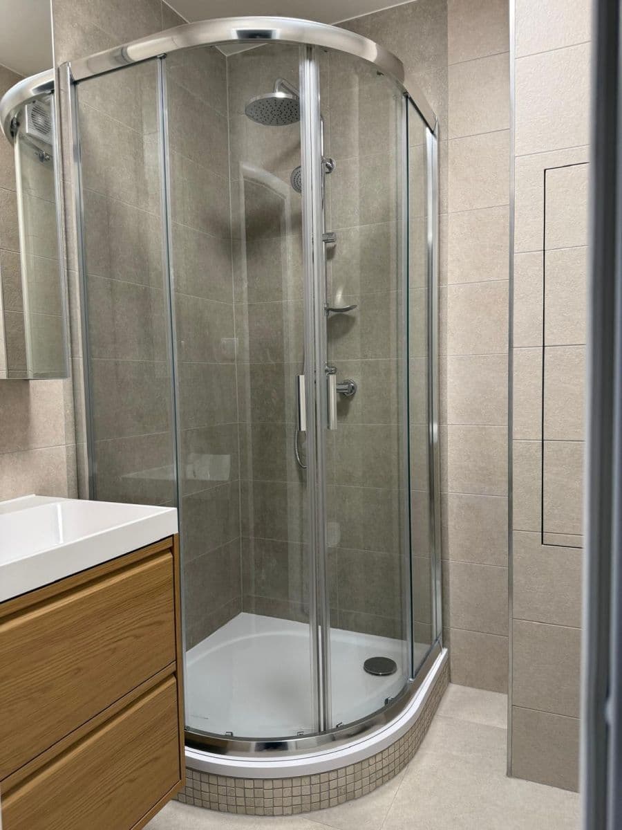 1 bedroom with open-plan kitchen flat to rent, 40 m², Třebenická, Prague, Prague 1 bedroom with open-plan kitchen flat to rent, 40 m², Třebenická, Prague, Prague