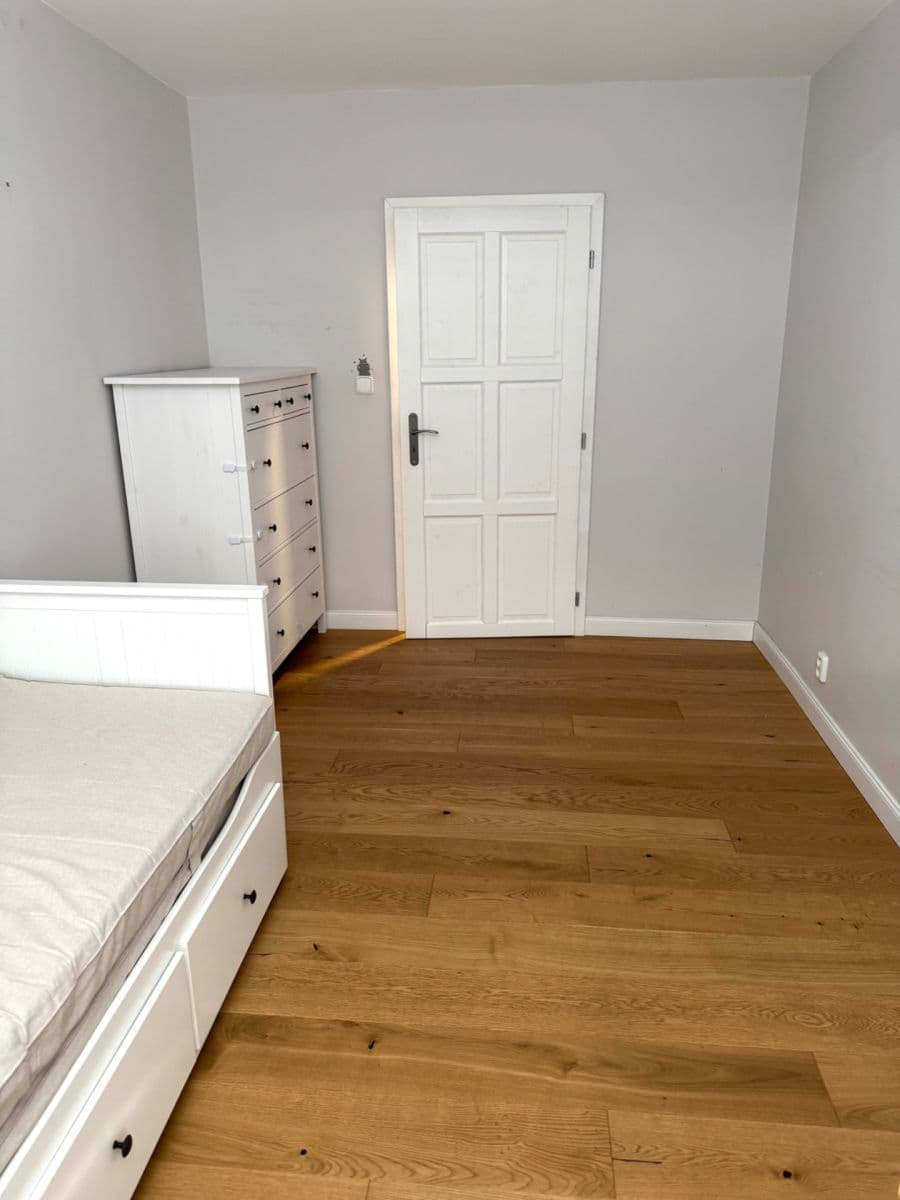 2 bedroom with open-plan kitchen flat to rent, 89 m², Záveská, Prague, Prague 2 bedroom with open-plan kitchen flat to rent, 89 m², Záveská, Prague, Prague