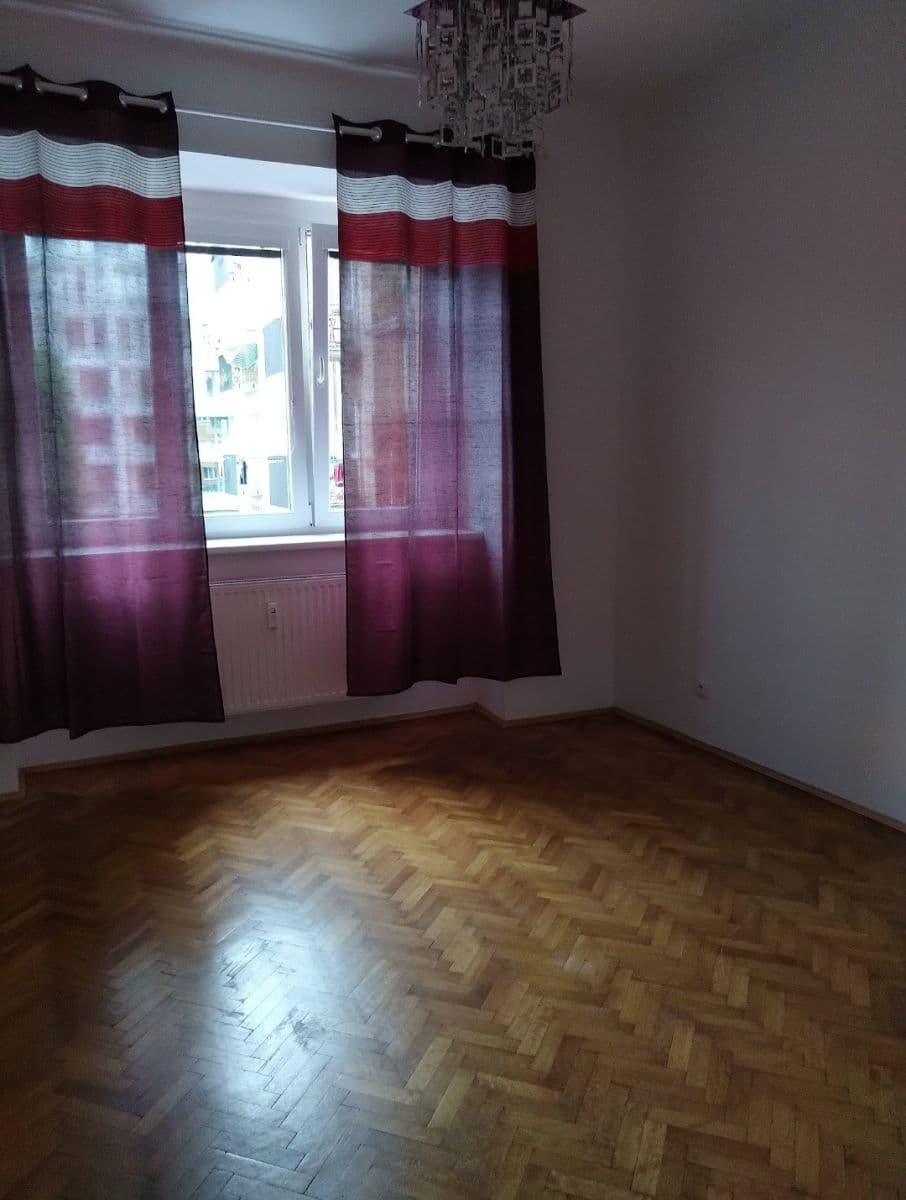 1 bedroom with open-plan kitchen flat for sale, 38 m², Plzeňská, Prague, Prague 1 bedroom with open-plan kitchen flat for sale, 38 m², Plzeňská, Prague, Prague