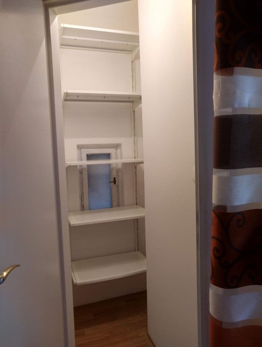 1 bedroom with open-plan kitchen flat for sale, 38 m², Plzeňská, Prague, Prague 1 bedroom with open-plan kitchen flat for sale, 38 m², Plzeňská, Prague, Prague