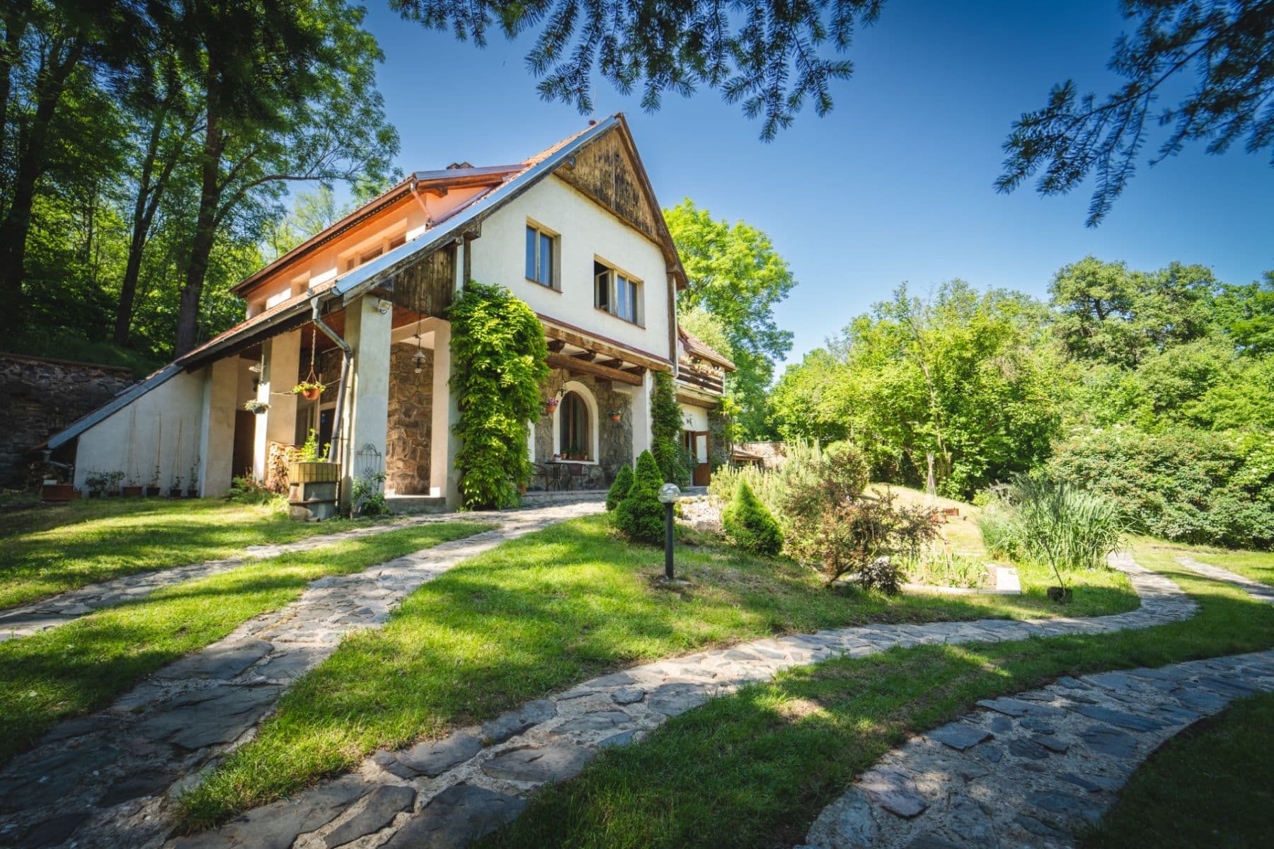 house for sale, 241 m², Chrášťany, Středočeský Region house for sale, 241 m², Chrášťany, Středočeský Region