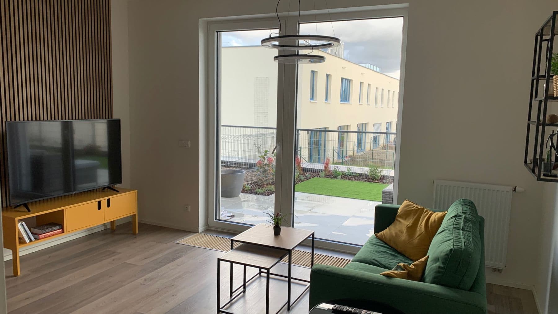 1 bedroom with open-plan kitchen flat to rent, 88 m², Křižanská, Prague, Prague 1 bedroom with open-plan kitchen flat to rent, 88 m², Křižanská, Prague, Prague