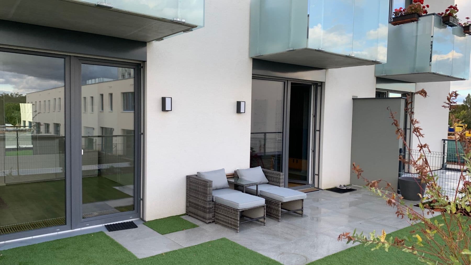 1 bedroom with open-plan kitchen flat to rent, 88 m², Křižanská, Prague, Prague 1 bedroom with open-plan kitchen flat to rent, 88 m², Křižanská, Prague, Prague