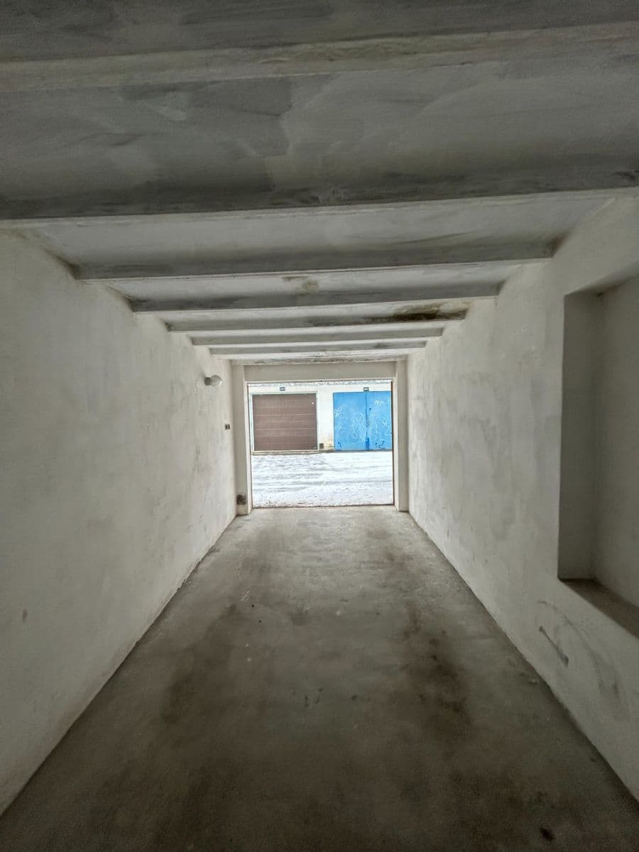 garage to rent, 18 m², Blansko, Jihomoravský Region garage to rent, 18 m², Blansko, Jihomoravský Region