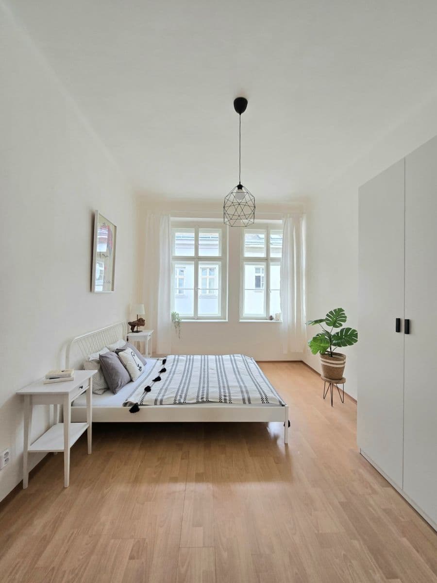 1 bedroom with open-plan kitchen flat to rent, 45 m², Chlumova, Prague, Prague 1 bedroom with open-plan kitchen flat to rent, 45 m², Chlumova, Prague, Prague