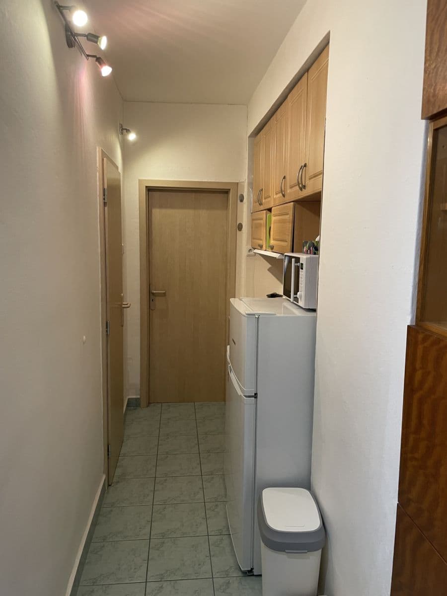 Studio flat to rent, 27 m², Renneská třída, Brno, Jihomoravský Region Studio flat to rent, 27 m², Renneská třída, Brno, Jihomoravský Region