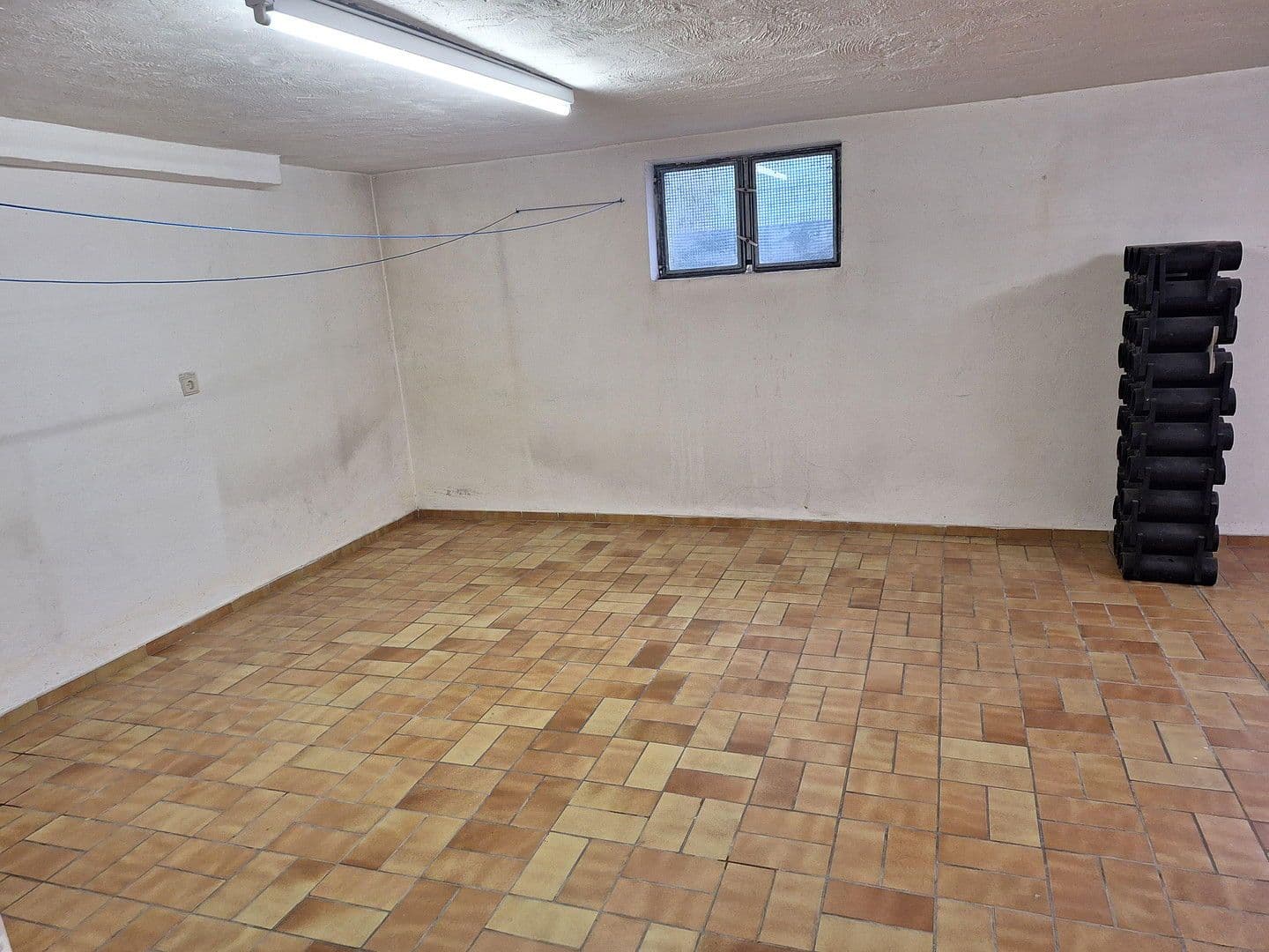 3 bedroom flat to rent, 95 m², Hansenweg 75, Deutschland, Hesse 3 bedroom flat to rent, 95 m², Hansenweg 75, Deutschland, Hesse