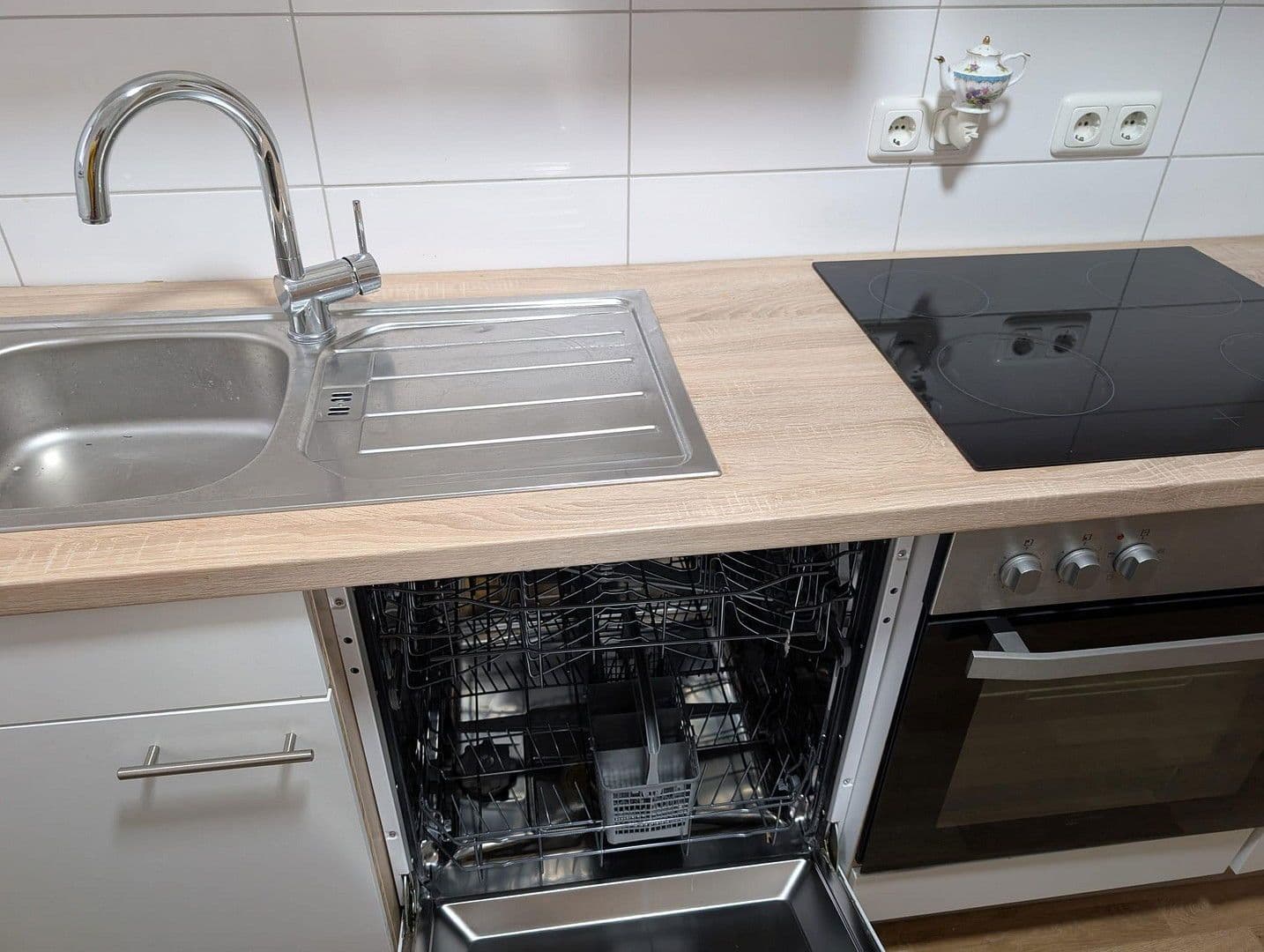 3 bedroom flat to rent, 65 m², Duisburg, North Rhine-Westphalia 3 bedroom flat to rent, 65 m², Duisburg, North Rhine-Westphalia