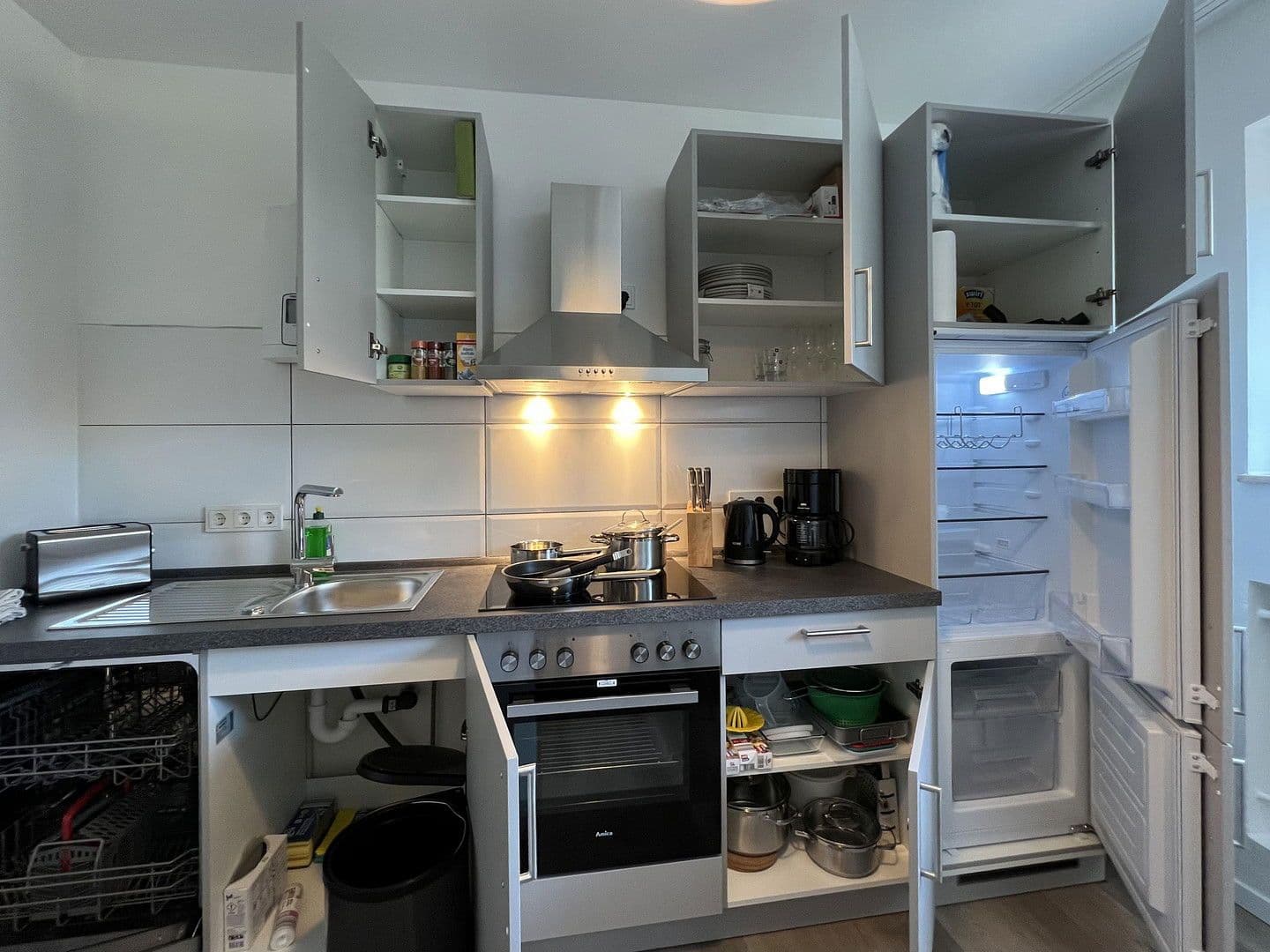 Studio flat to rent, 39 m², Langenfeld (Rheinland), North Rhine-Westphalia Studio flat to rent, 39 m², Langenfeld (Rheinland), North Rhine-Westphalia