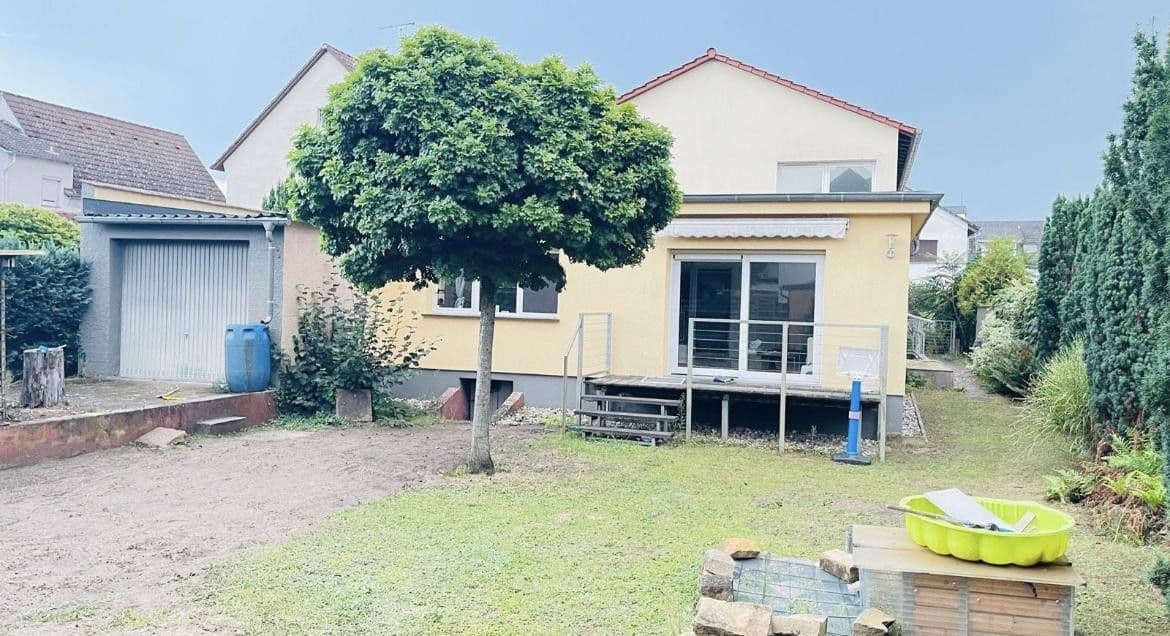 house to rent, 215 m², Nauheim, Hesse house to rent, 215 m², Nauheim, Hesse