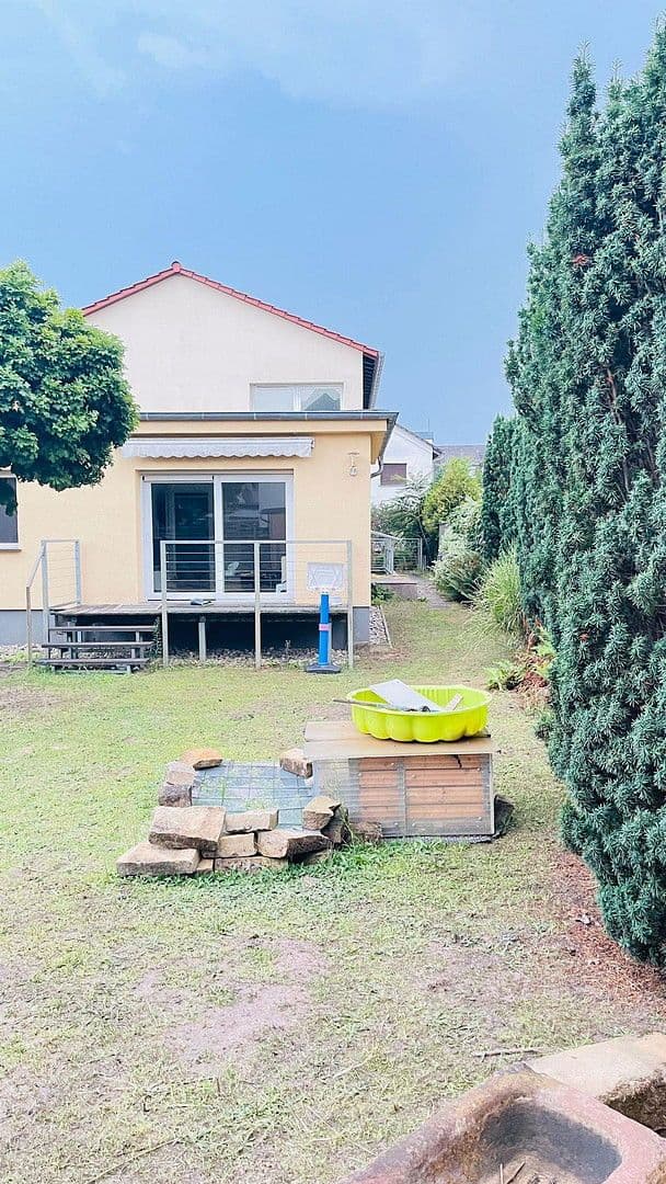 house to rent, 215 m², Nauheim, Hesse house to rent, 215 m², Nauheim, Hesse