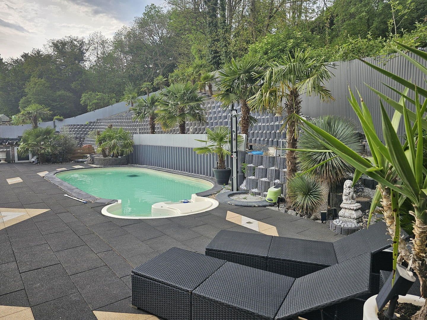 flat for sale, 604 m², Saarbrücken, Saarland flat for sale, 604 m², Saarbrücken, Saarland