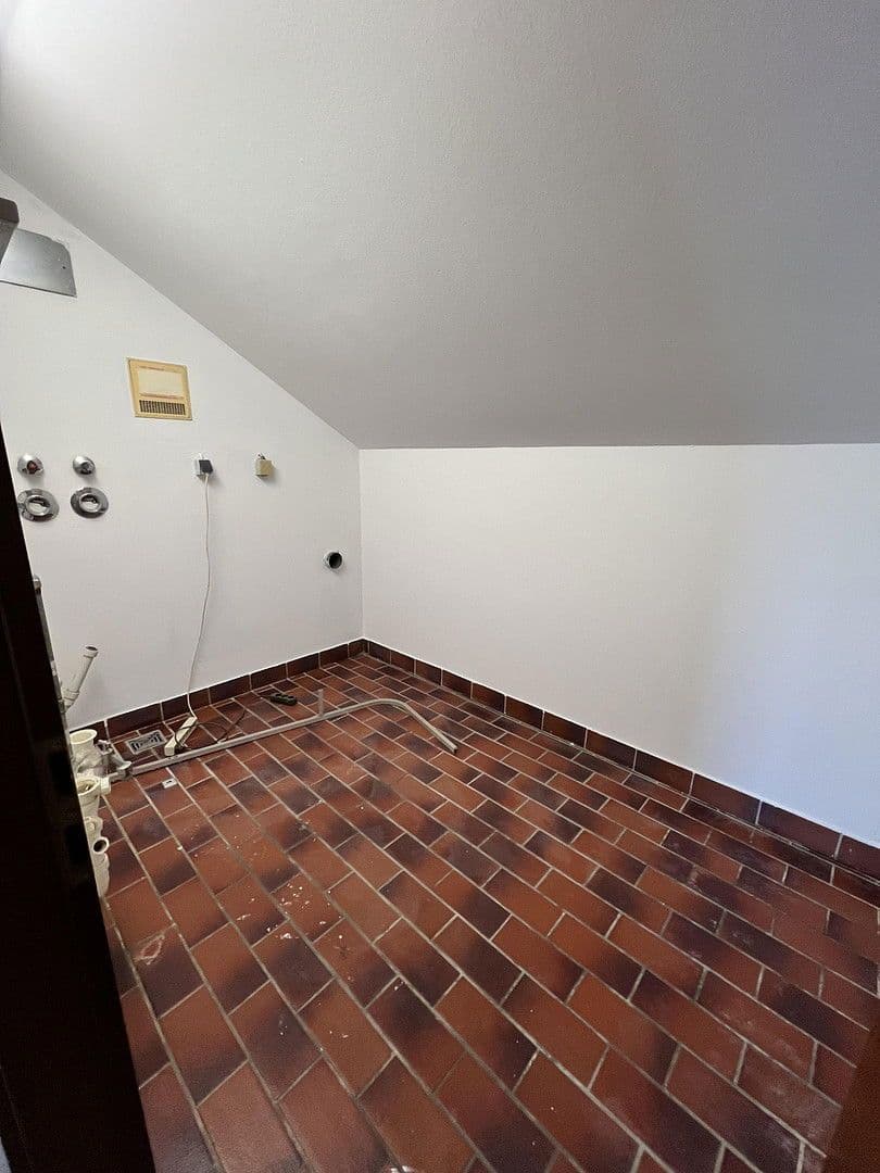 1 bedroom with open-plan kitchen flat to rent, 84 m², Weiterstadt, Hesse 1 bedroom with open-plan kitchen flat to rent, 84 m², Weiterstadt, Hesse