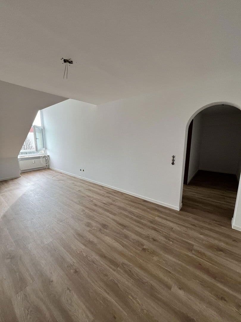 1 bedroom with open-plan kitchen flat to rent, 84 m², Weiterstadt, Hesse 1 bedroom with open-plan kitchen flat to rent, 84 m², Weiterstadt, Hesse
