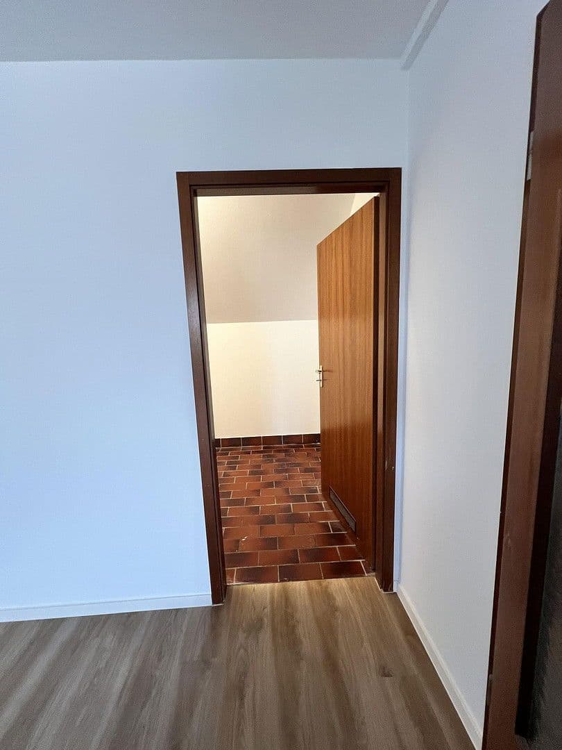 1 bedroom with open-plan kitchen flat to rent, 84 m², Weiterstadt, Hesse 1 bedroom with open-plan kitchen flat to rent, 84 m², Weiterstadt, Hesse