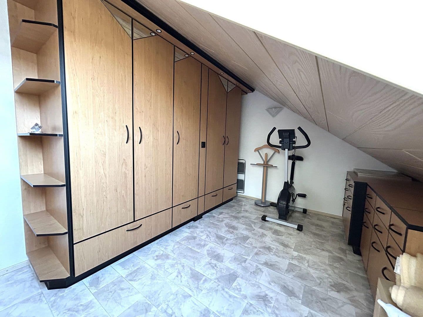 house for sale, 250 m², Ehningen, Baden-Württemberg house for sale, 250 m², Ehningen, Baden-Württemberg