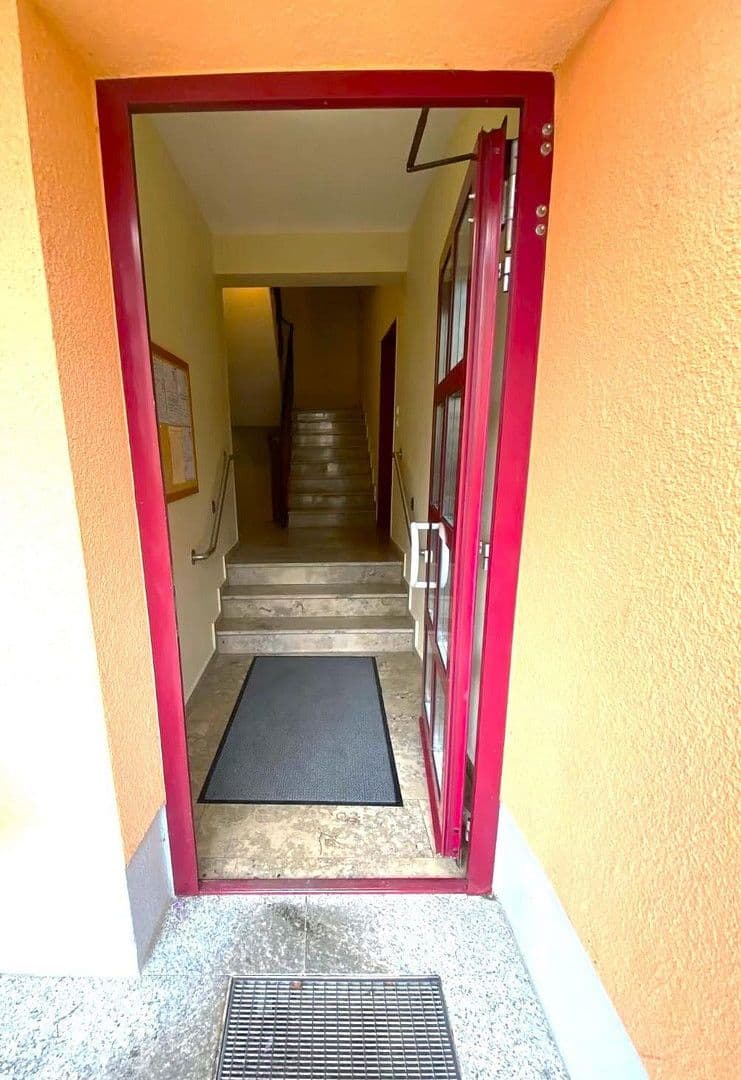 2 bedroom with open-plan kitchen flat for sale, 67 m², Schillstraße 79, Augsburg, Bavaria 2 bedroom with open-plan kitchen flat for sale, 67 m², Schillstraße 79, Augsburg, Bavaria