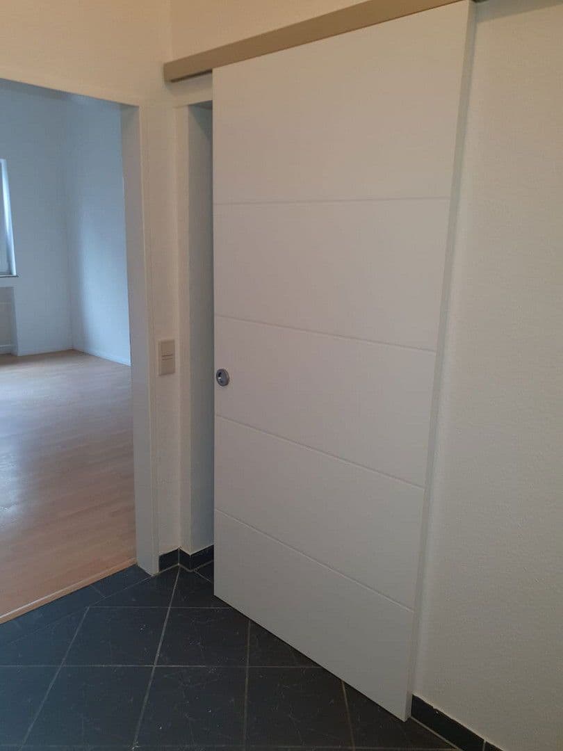 2 bedroom flat to rent, 92 m², Rheinstr. 16, Krefeld, North Rhine-Westphalia 2 bedroom flat to rent, 92 m², Rheinstr. 16, Krefeld, North Rhine-Westphalia