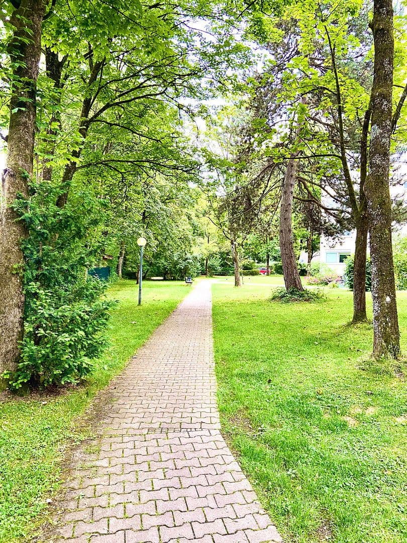 2 bedroom flat to rent, 58 m², Höglwörther Str. 361, München, Bavaria 2 bedroom flat to rent, 58 m², Höglwörther Str. 361, München, Bavaria