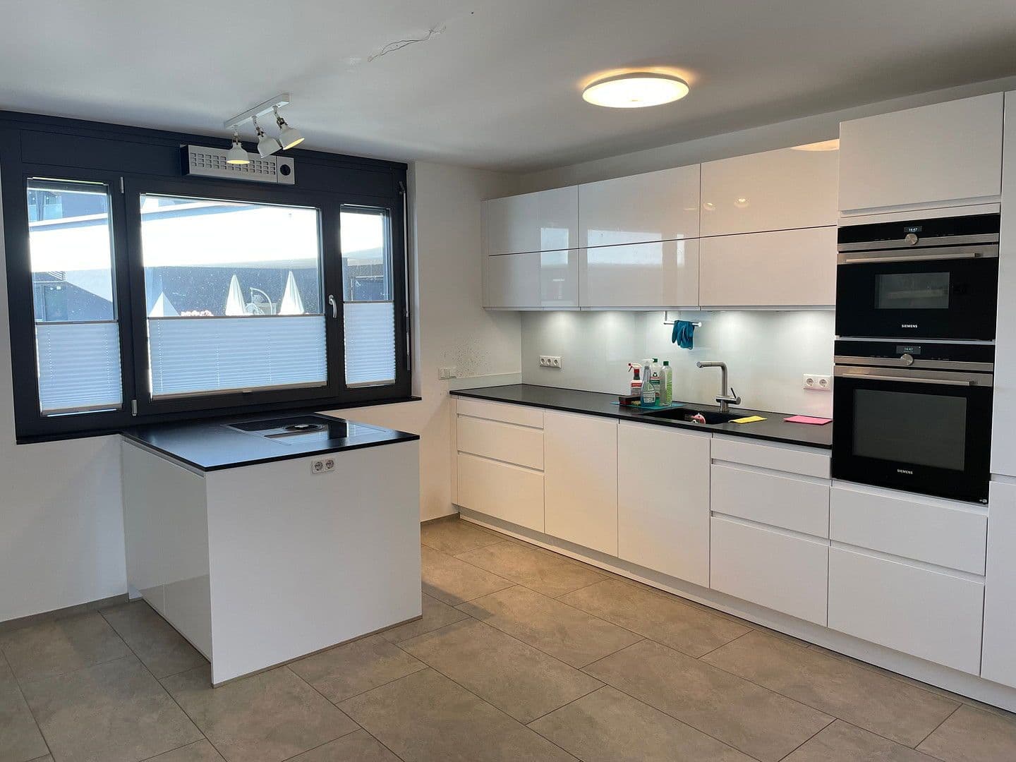 3 bedroom flat to rent, 89 m², Stuttgart, Baden-Württemberg 3 bedroom flat to rent, 89 m², Stuttgart, Baden-Württemberg