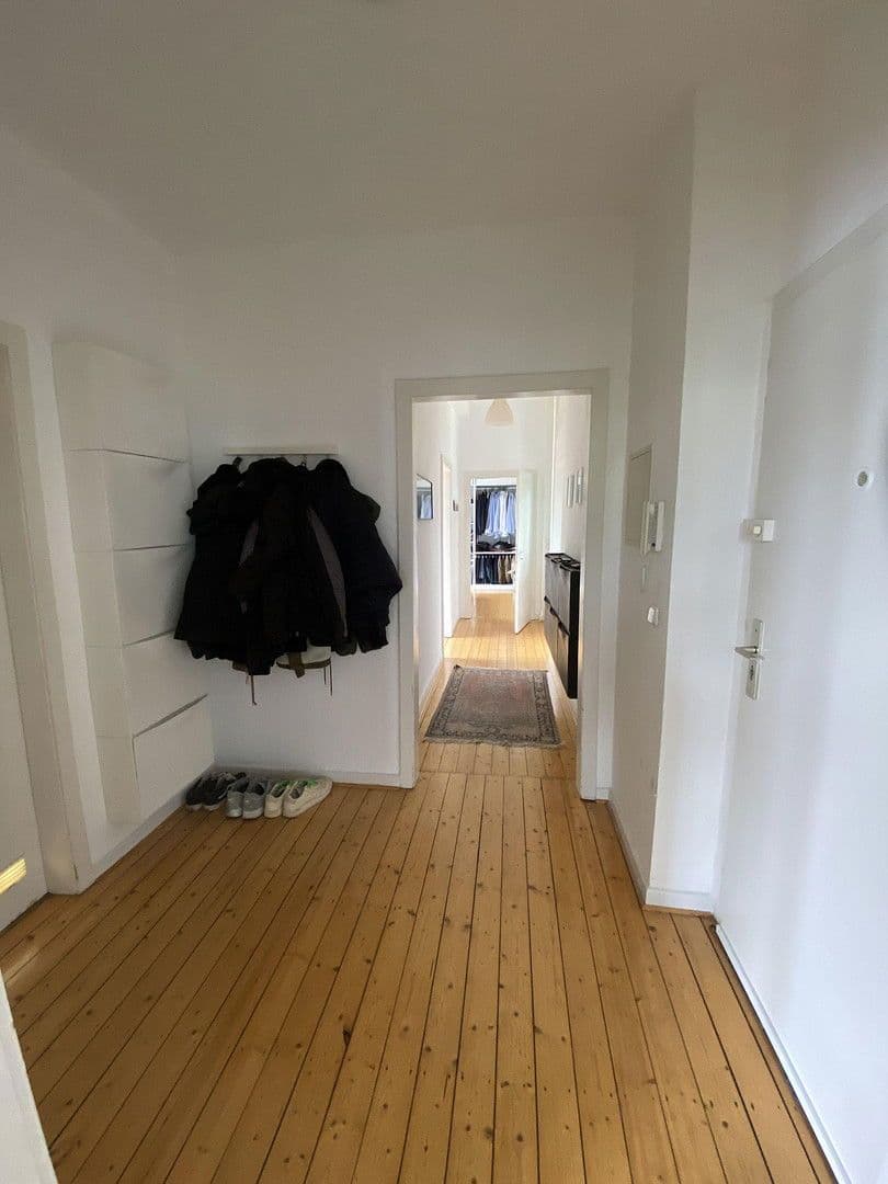 2 bedroom flat to rent, 87 m², Petersbergstraße 88, Köln, North Rhine-Westphalia 2 bedroom flat to rent, 87 m², Petersbergstraße 88, Köln, North Rhine-Westphalia