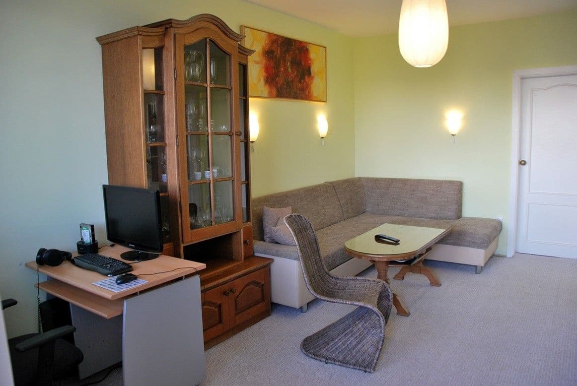 2 bedroom with open-plan kitchen flat to rent, 68 m², Cabanova, Dúbravka, Bratislavský Region 2 bedroom with open-plan kitchen flat to rent, 68 m², Cabanova, Dúbravka, Bratislavský Region