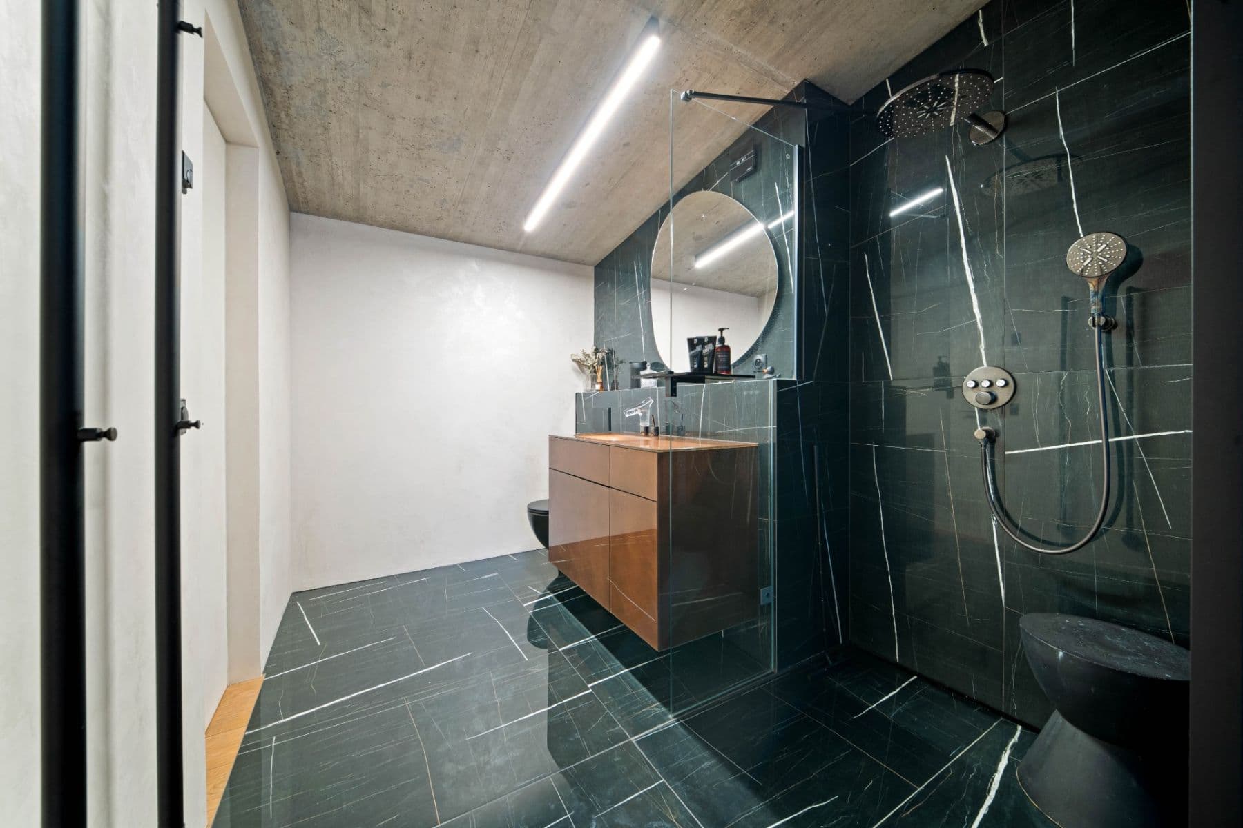 3 bedroom with open-plan kitchen flat for sale, 107 m², 5. máje, Prague, Prague 3 bedroom with open-plan kitchen flat for sale, 107 m², 5. máje, Prague, Prague