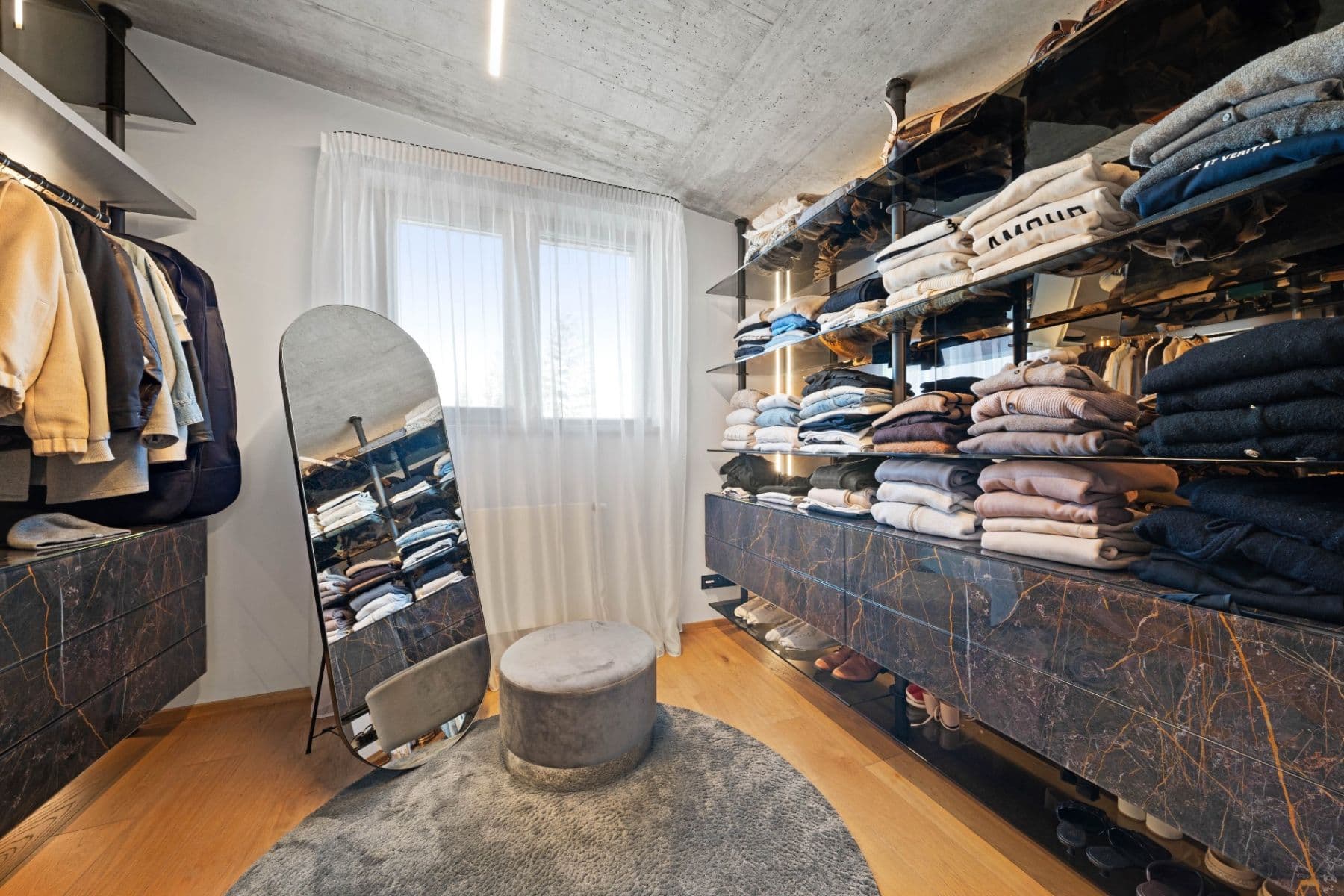 3 bedroom with open-plan kitchen flat for sale, 107 m², 5. máje, Prague, Prague 3 bedroom with open-plan kitchen flat for sale, 107 m², 5. máje, Prague, Prague