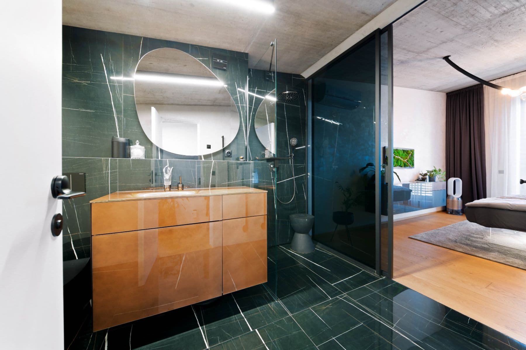 3 bedroom with open-plan kitchen flat for sale, 107 m², 5. máje, Prague, Prague 3 bedroom with open-plan kitchen flat for sale, 107 m², 5. máje, Prague, Prague