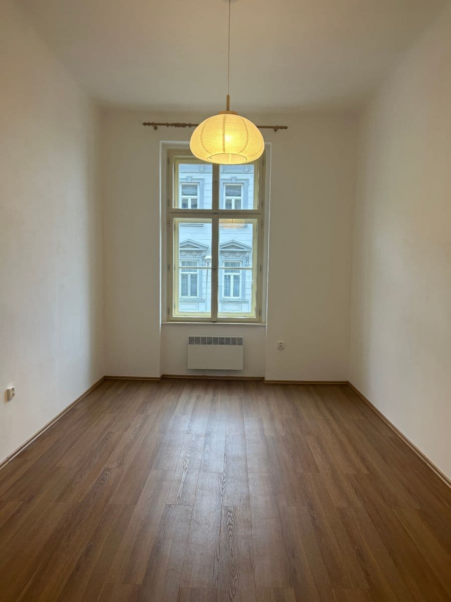 1 bedroom with open-plan kitchen flat to rent, 45 m², Bubenská, Prague, Prague 1 bedroom with open-plan kitchen flat to rent, 45 m², Bubenská, Prague, Prague