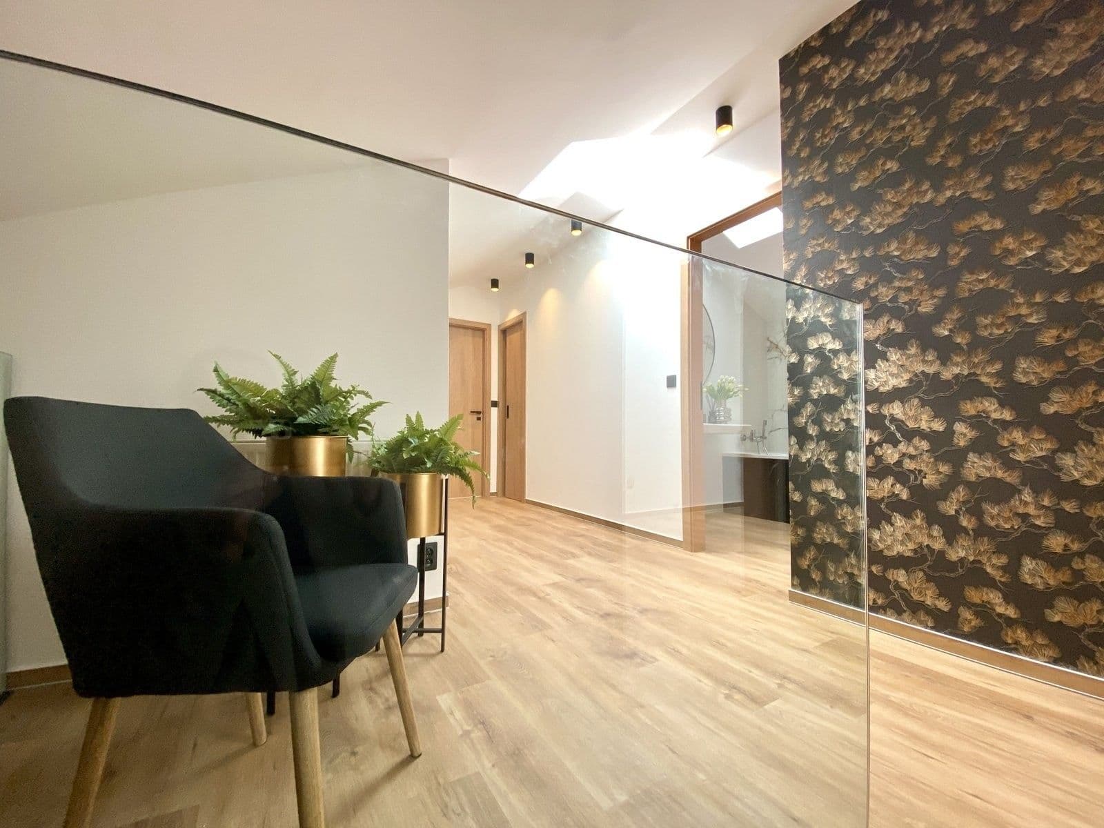 2 bedroom with open-plan kitchen flat to rent, 118 m², V Zeleném údolí, Prague, Prague 2 bedroom with open-plan kitchen flat to rent, 118 m², V Zeleném údolí, Prague, Prague