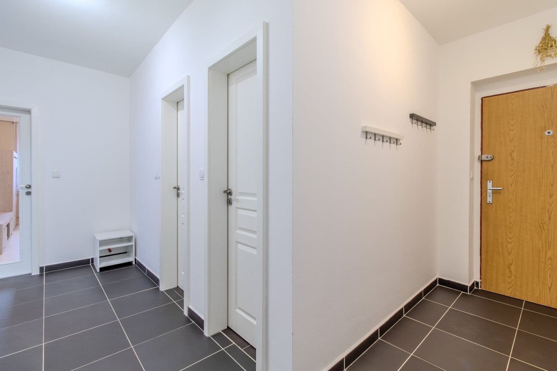 2 bedroom flat to rent, 70 m², Na Hrádku, Kralupy nad Vltavou, Středočeský Region 2 bedroom flat to rent, 70 m², Na Hrádku, Kralupy nad Vltavou, Středočeský Region