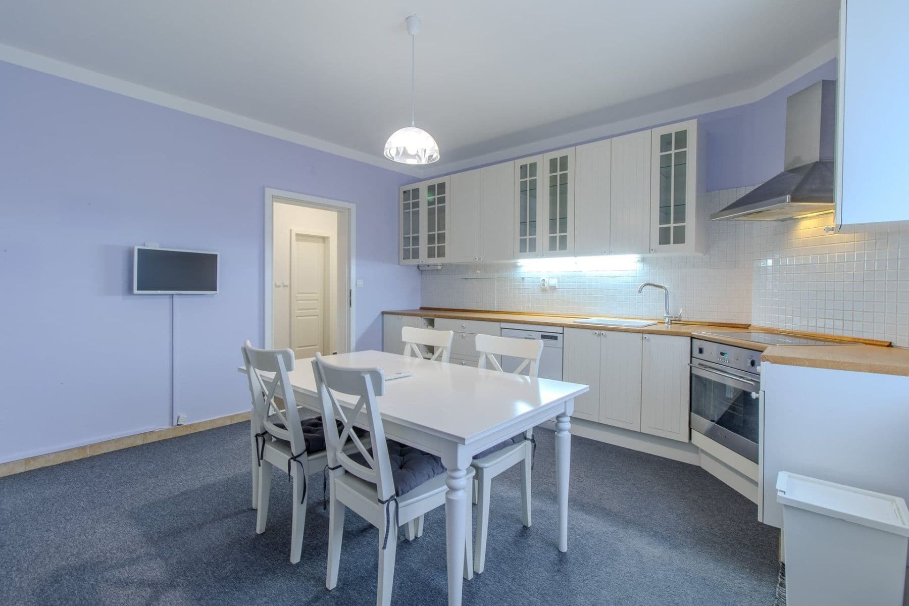 2 bedroom flat to rent, 70 m², Na Hrádku, Kralupy nad Vltavou, Středočeský Region 2 bedroom flat to rent, 70 m², Na Hrádku, Kralupy nad Vltavou, Středočeský Region