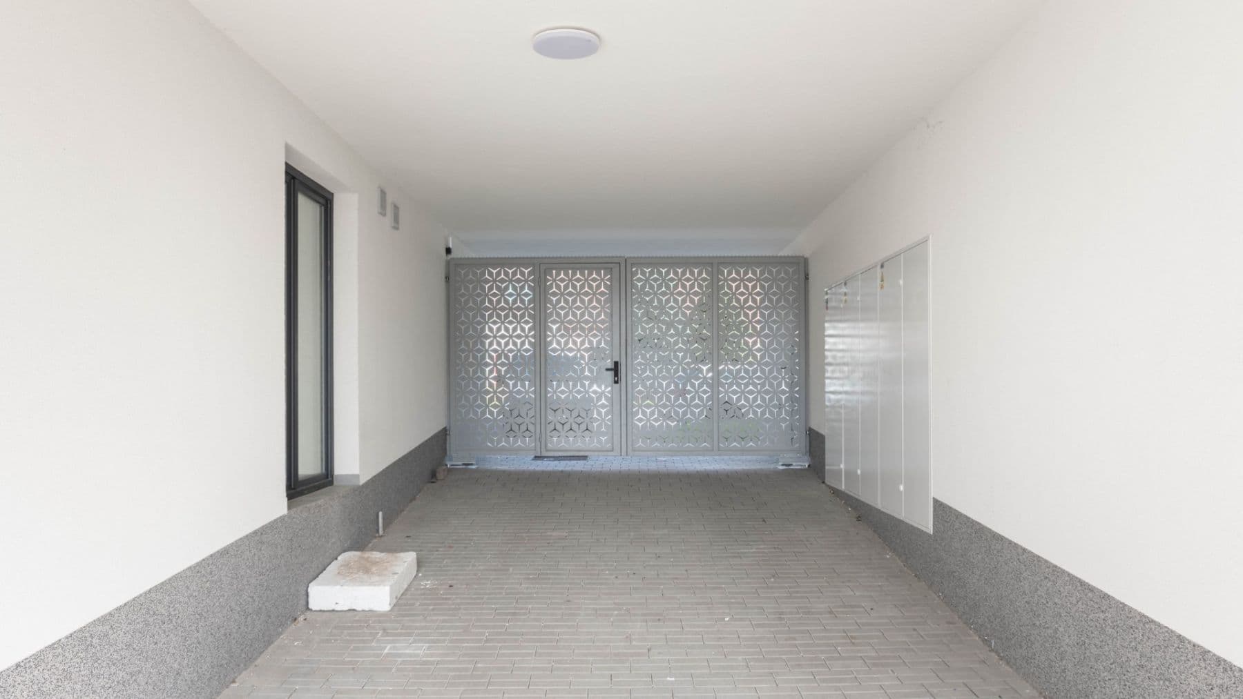 Studio flat for sale, 40 m², Faměrovo náměstí, Brno, Jihomoravský Region Studio flat for sale, 40 m², Faměrovo náměstí, Brno, Jihomoravský Region