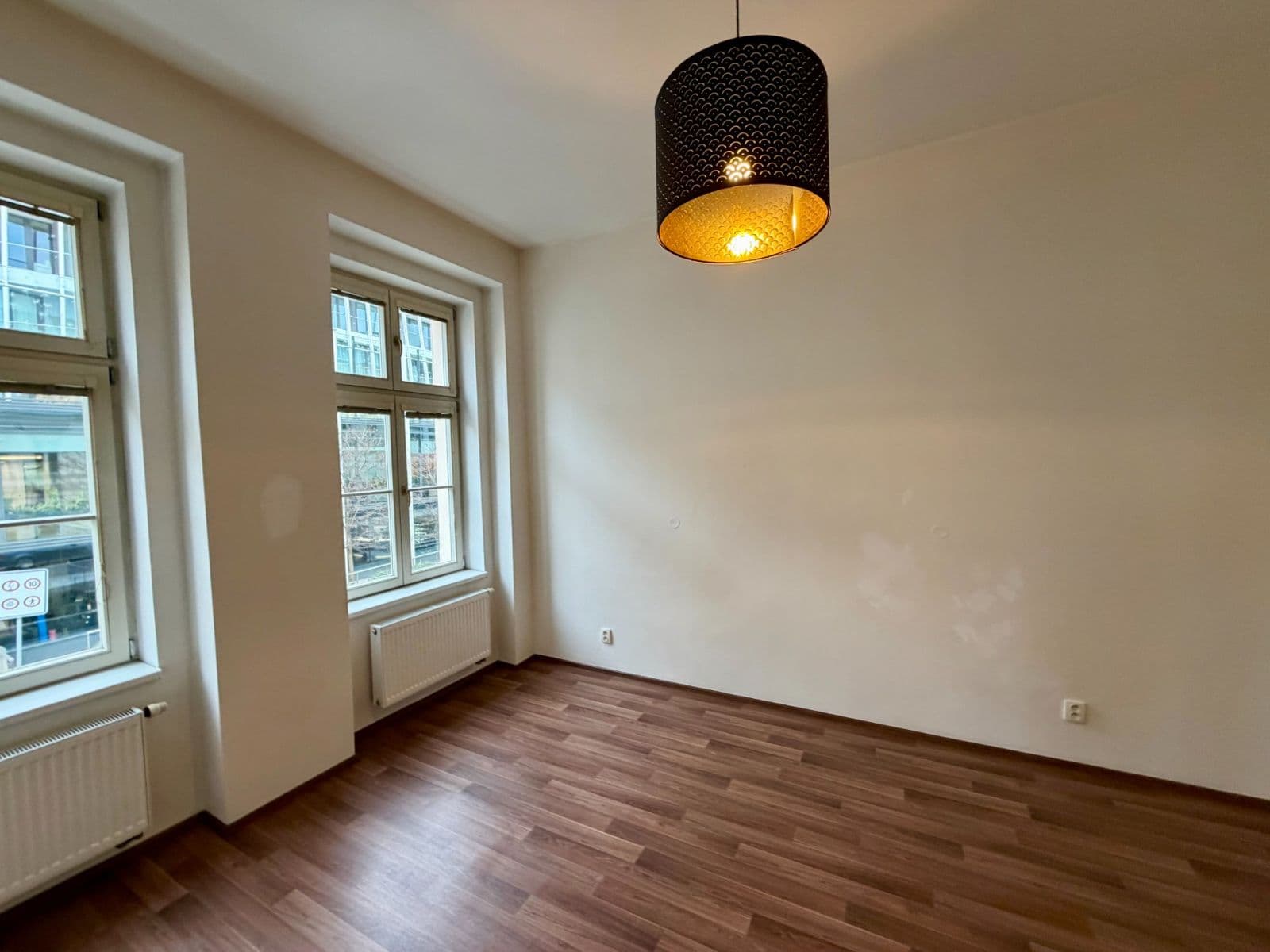 1 bedroom with open-plan kitchen flat to rent, 62 m², Holečkova, Prague, Prague 1 bedroom with open-plan kitchen flat to rent, 62 m², Holečkova, Prague, Prague