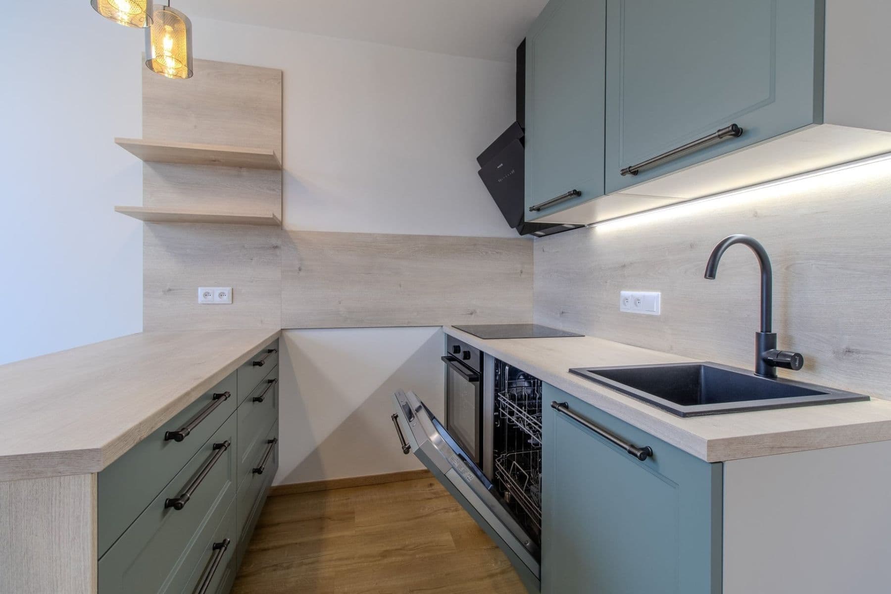 3 bedroom flat to rent, 69 m², Slancova, Prague, Prague 3 bedroom flat to rent, 69 m², Slancova, Prague, Prague