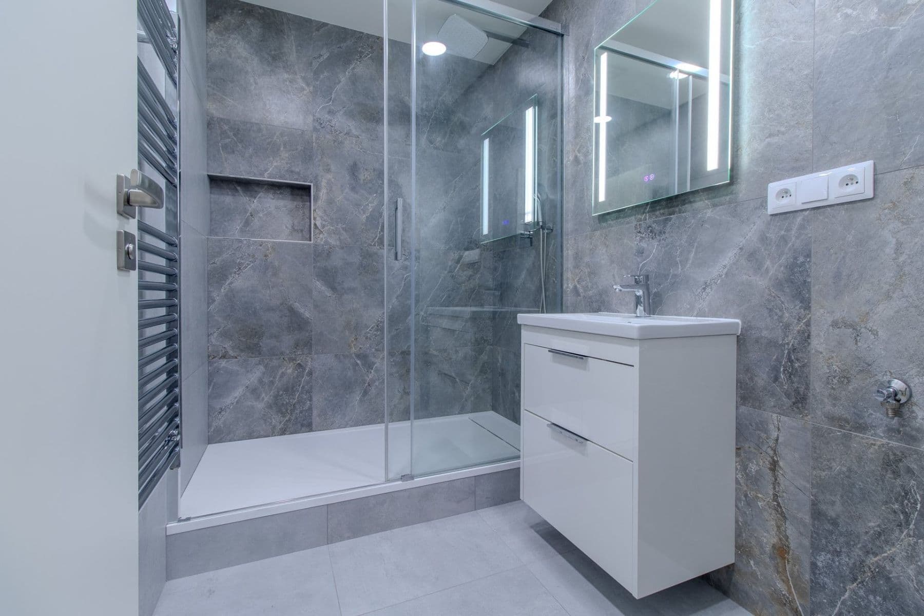 3 bedroom flat to rent, 69 m², Slancova, Prague, Prague 3 bedroom flat to rent, 69 m², Slancova, Prague, Prague