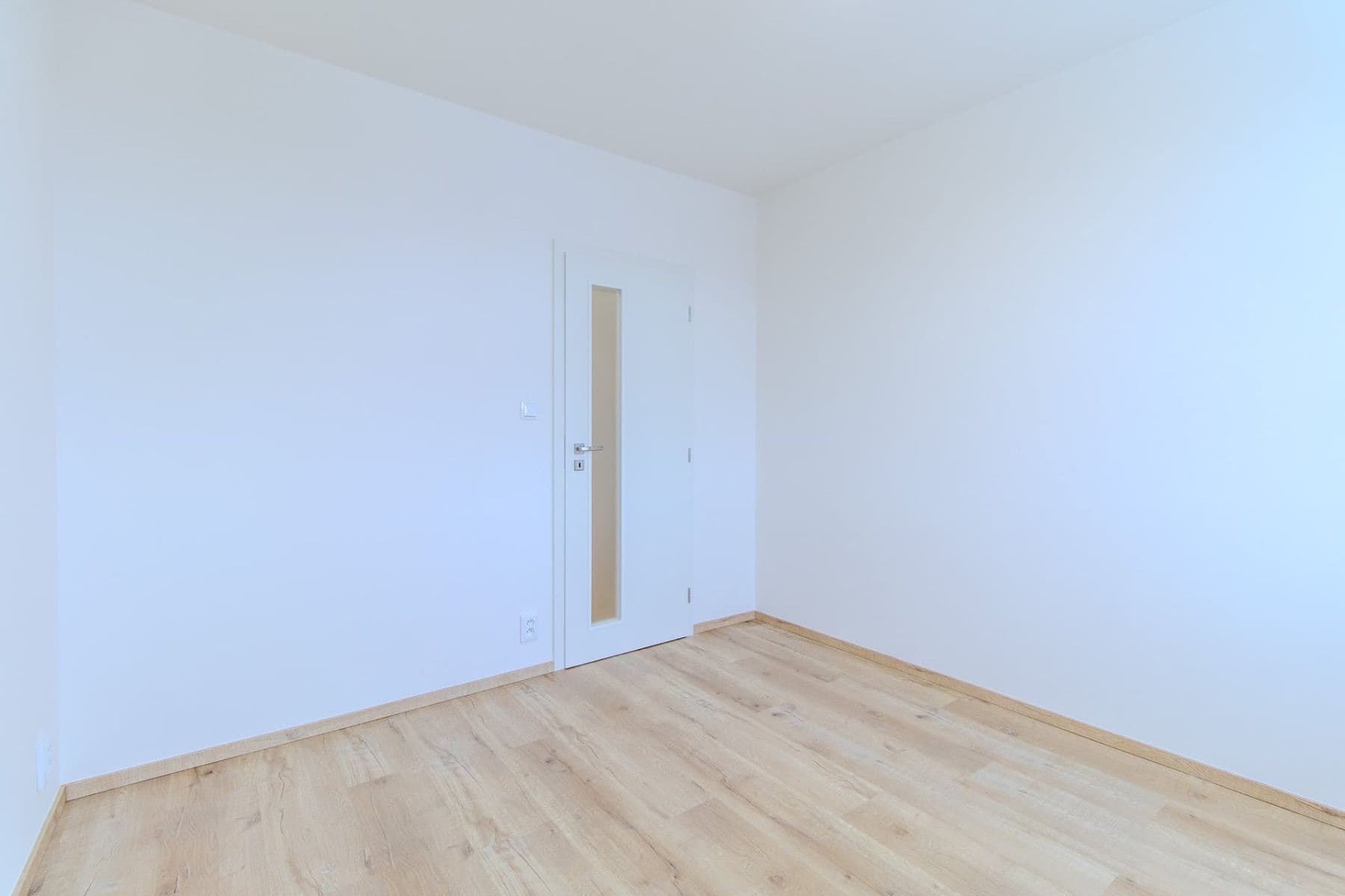 3 bedroom flat to rent, 69 m², Slancova, Prague, Prague 3 bedroom flat to rent, 69 m², Slancova, Prague, Prague