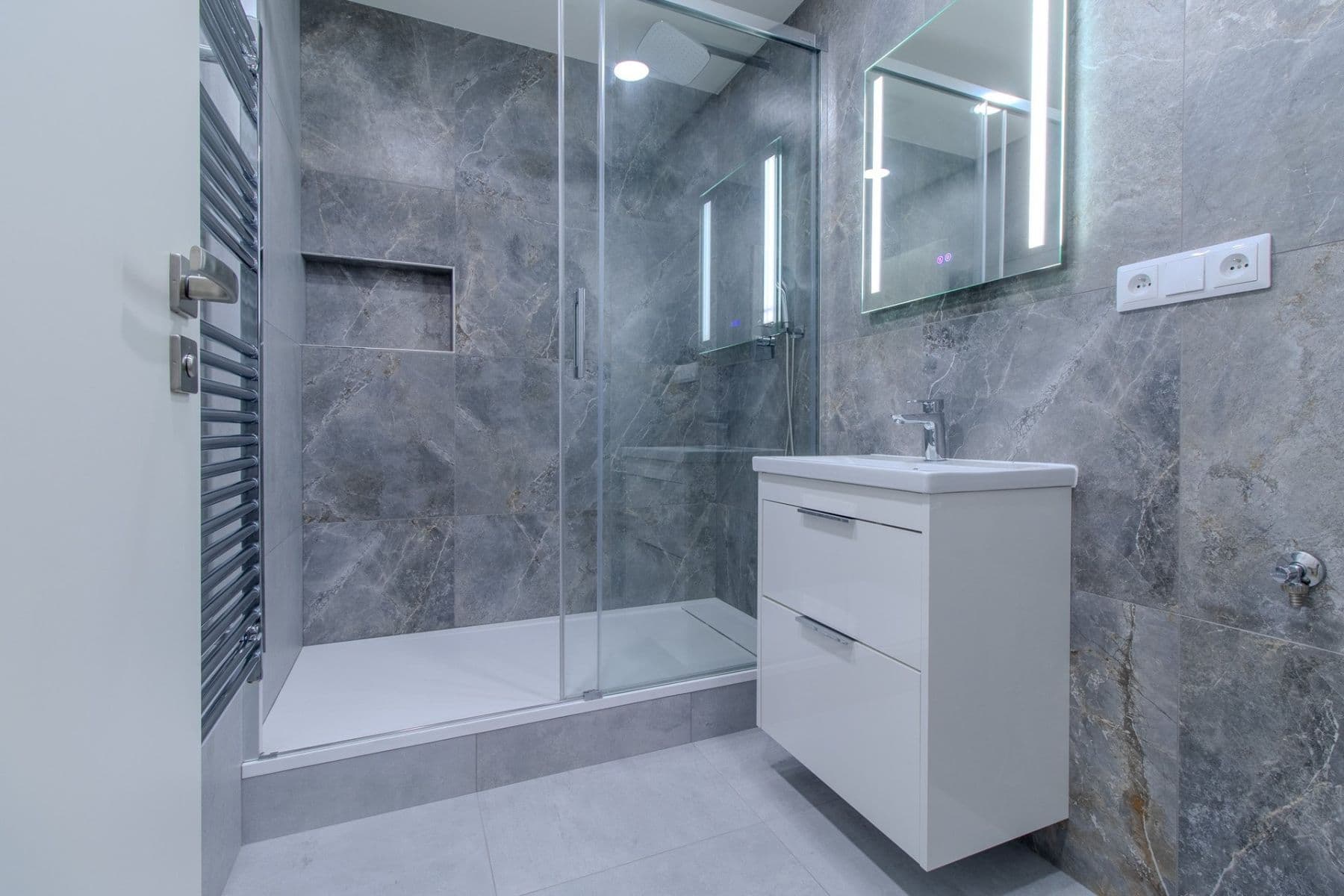 3 bedroom flat to rent, 69 m², Slancova, Prague, Prague 3 bedroom flat to rent, 69 m², Slancova, Prague, Prague