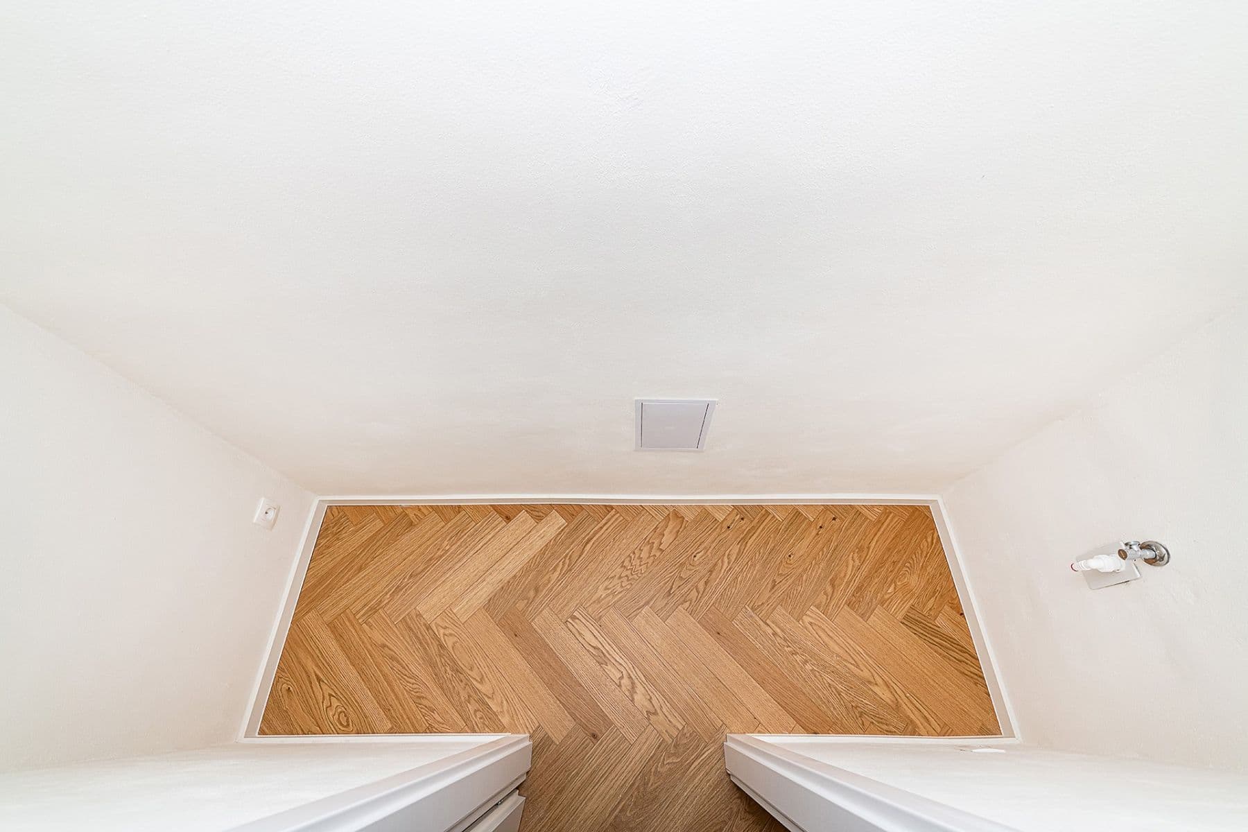 1 bedroom with open-plan kitchen flat for sale, 42 m², Bulharská, Prague, Prague 1 bedroom with open-plan kitchen flat for sale, 42 m², Bulharská, Prague, Prague