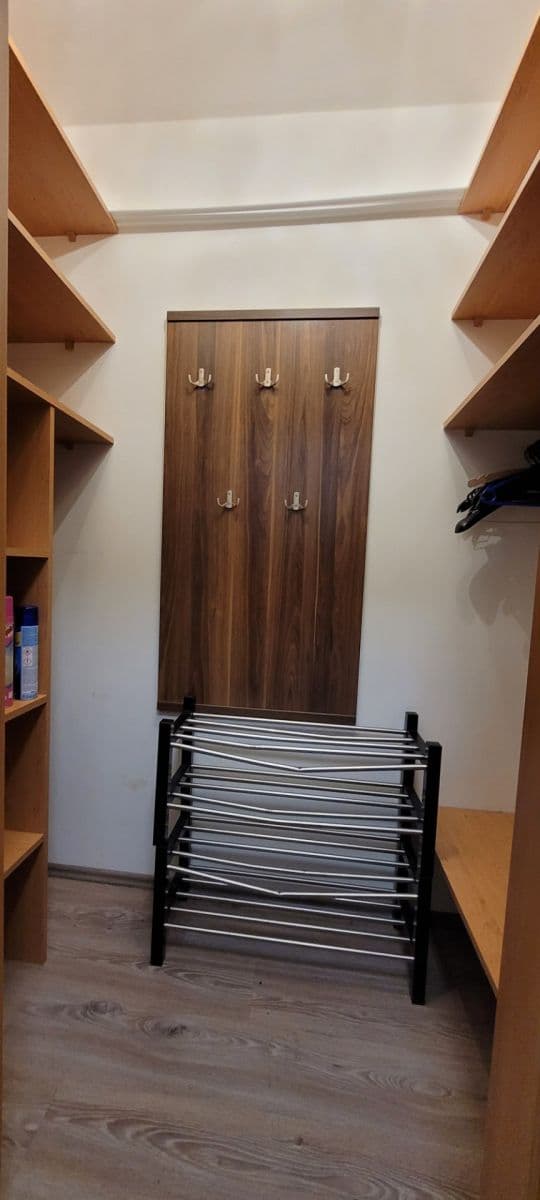 1 bedroom with open-plan kitchen flat to rent, 51 m², Soukalova, Prague, Prague 1 bedroom with open-plan kitchen flat to rent, 51 m², Soukalova, Prague, Prague